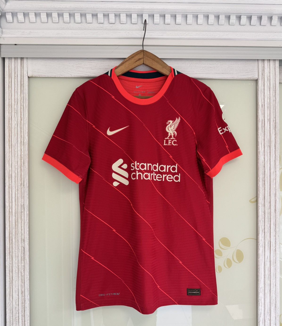 Nike Liverpool 2021-2022 Home Dri-Fit ADV Soccer Jersey Kit Shirt Size US M / EU 48-50 / 2 - 1 Thumbnail