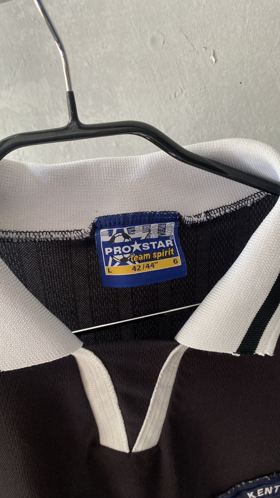 Other football referee shirt 90s PROSTAR size L Size US L / EU 52-54 / 3 - 5 Thumbnail