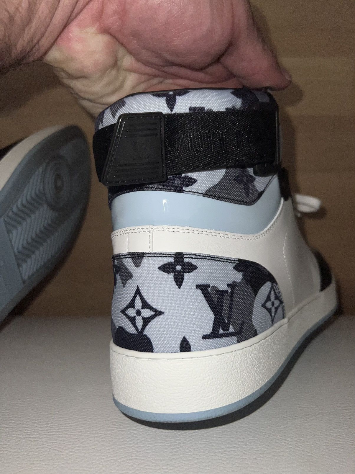 Louis Vuitton Louis Vuitton Rivoli Sneaker Size US 12 / EU 45 - 12 Thumbnail