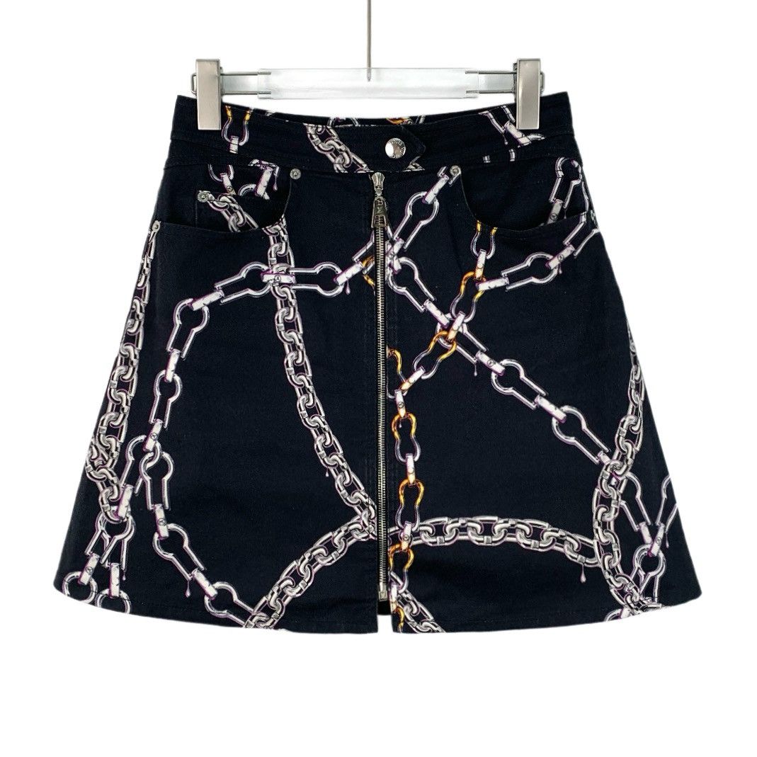Louis Vuitton Louis Vuitton Black Chain Printed Cotton Casual Halter Skirt Size 26" / US 2 / IT 38 - 1 Thumbnail