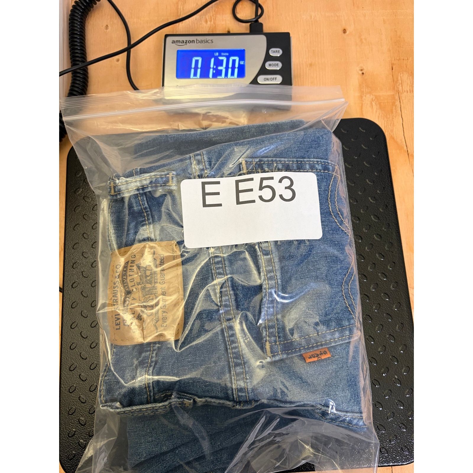 Levi's Vintage Levi’s Orange Tab Jeans Women’s 26x28 Blue Denim Y2K Size 26" / US 2 / IT 38 - 13 Thumbnail