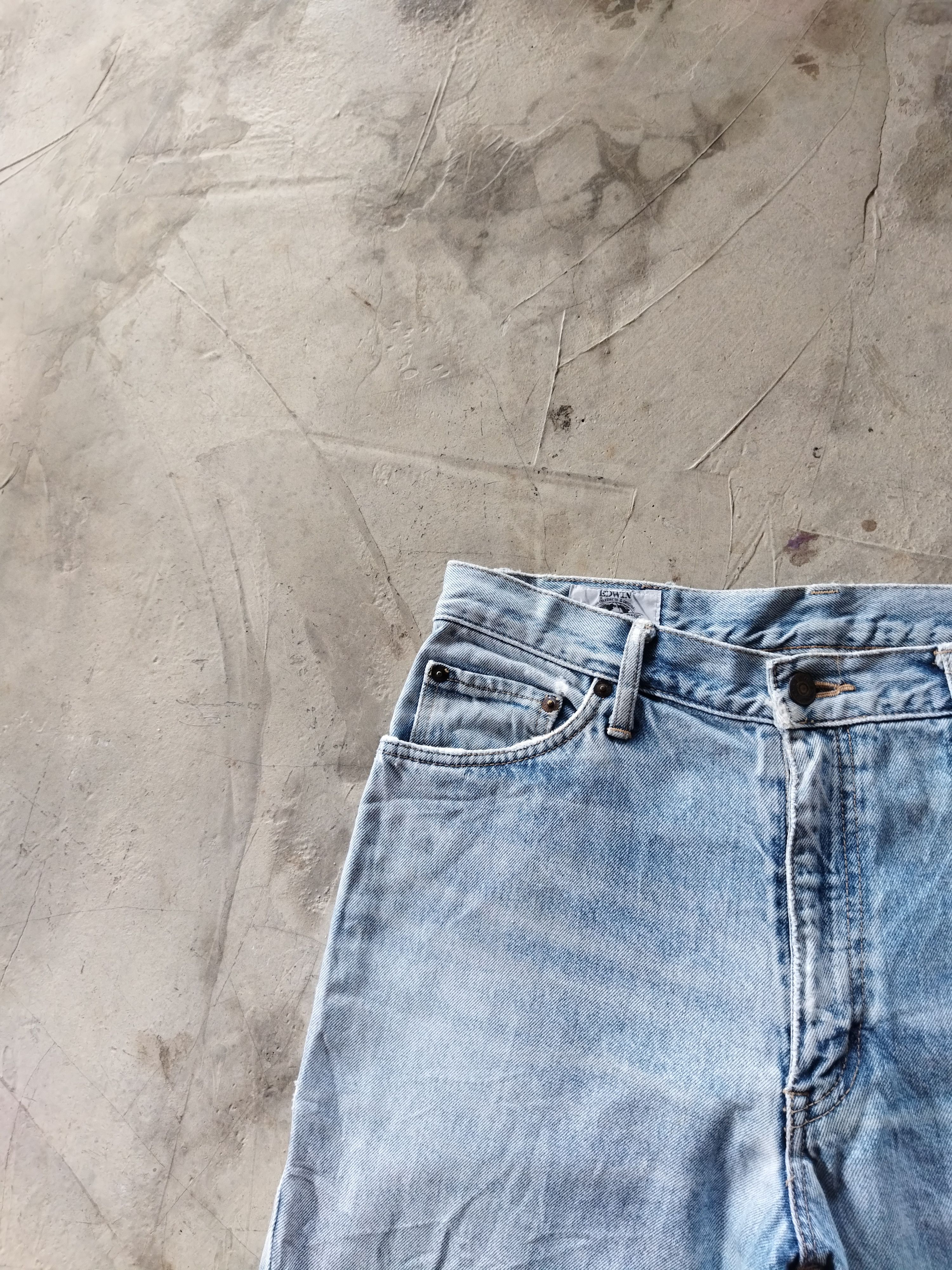 Edwin × Vintage VINTAGE EDWIN DISTRESSED LIGHT BLUE JEANS PANTS Size US 30 / EU 46 - 4 Thumbnail