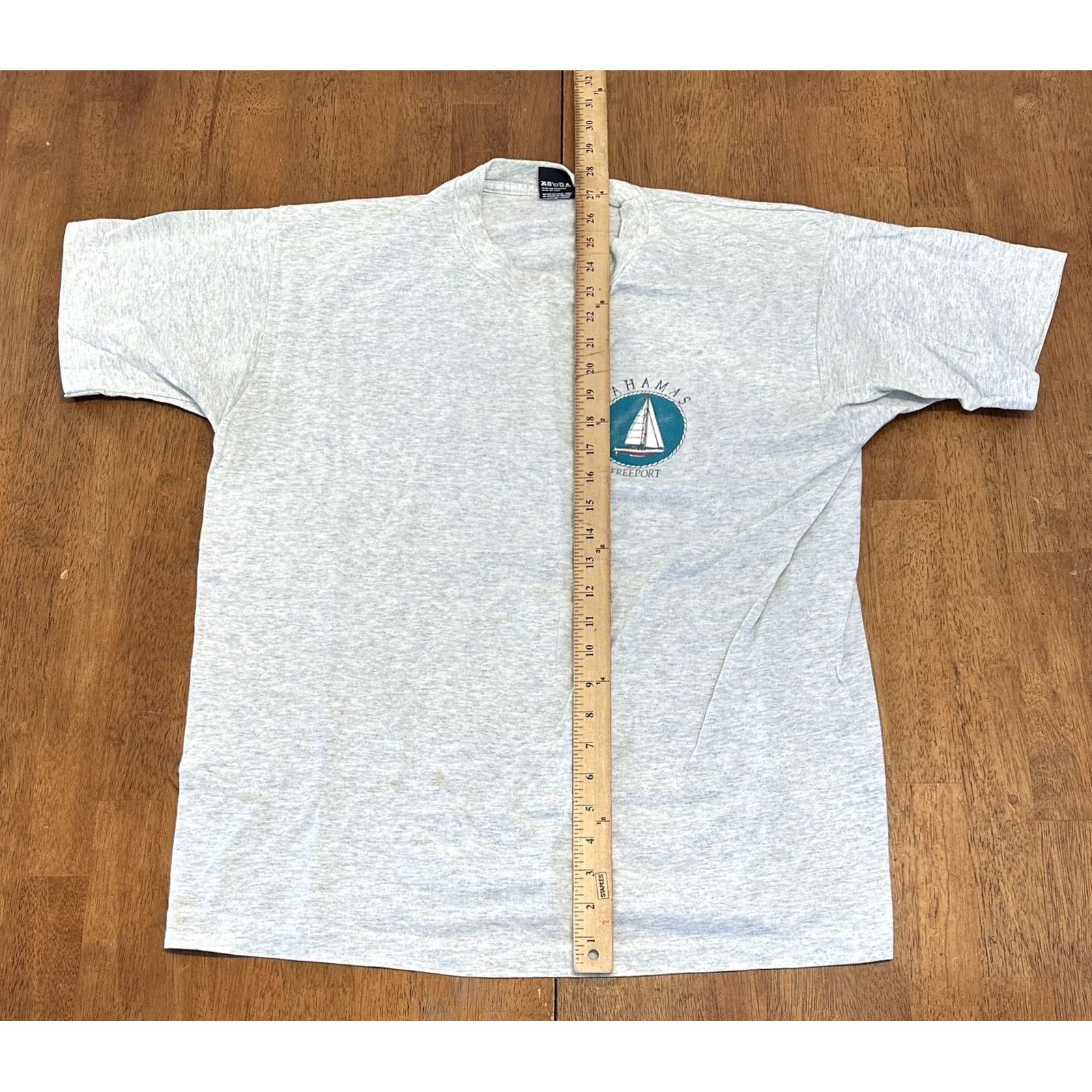Fruit Of The Loom VINTAGE Fruit of the Loom Freeport Bahamas T Shirt L Gray 90s Stitch Mens Size US L / EU 52-54 / 3 - 8 Thumbnail