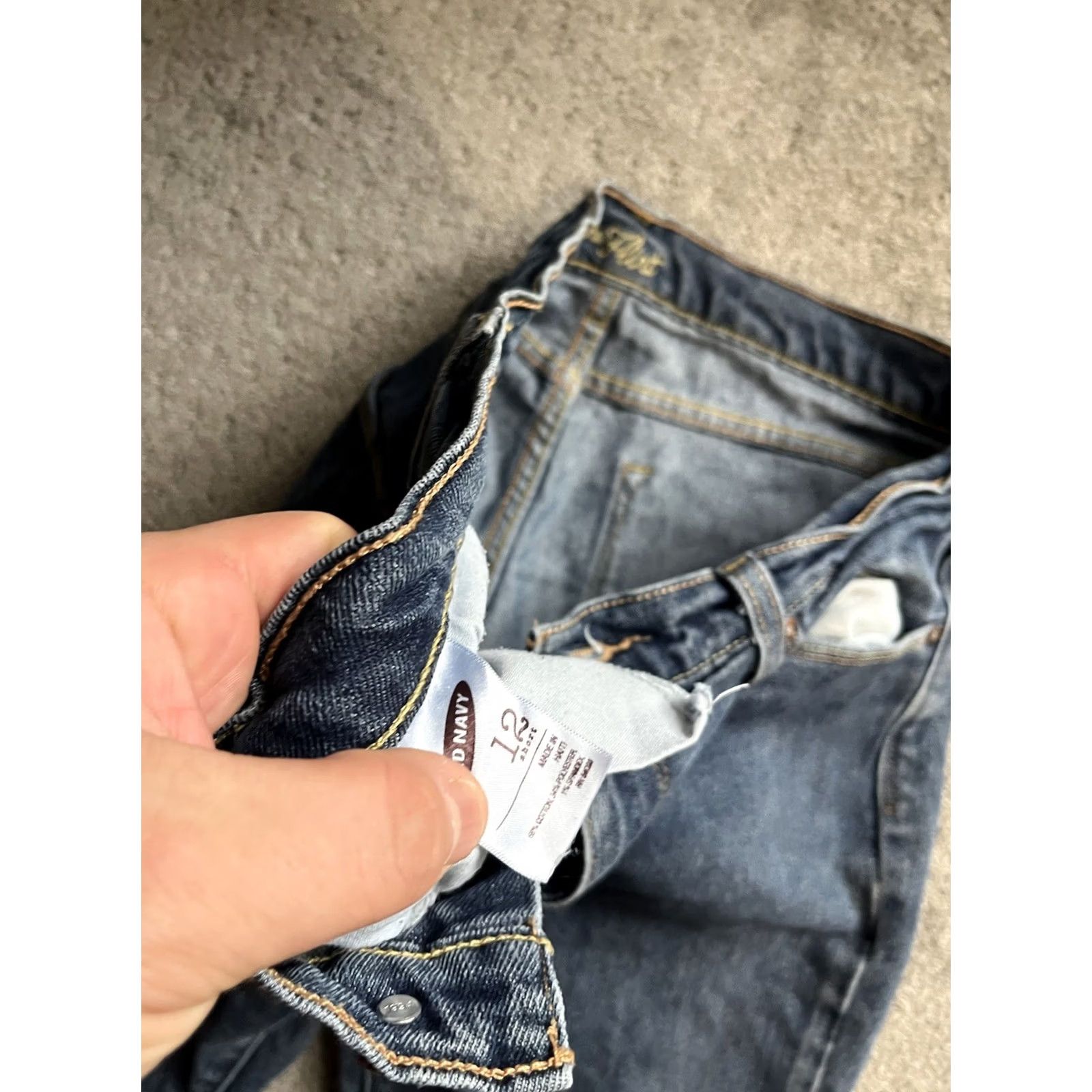 Old Navy Old Navy The Flirt Jeans Womens 12 Short Straight Cuff Pockets Blue Size 34" / US 12 / IT 48 - 6 Thumbnail
