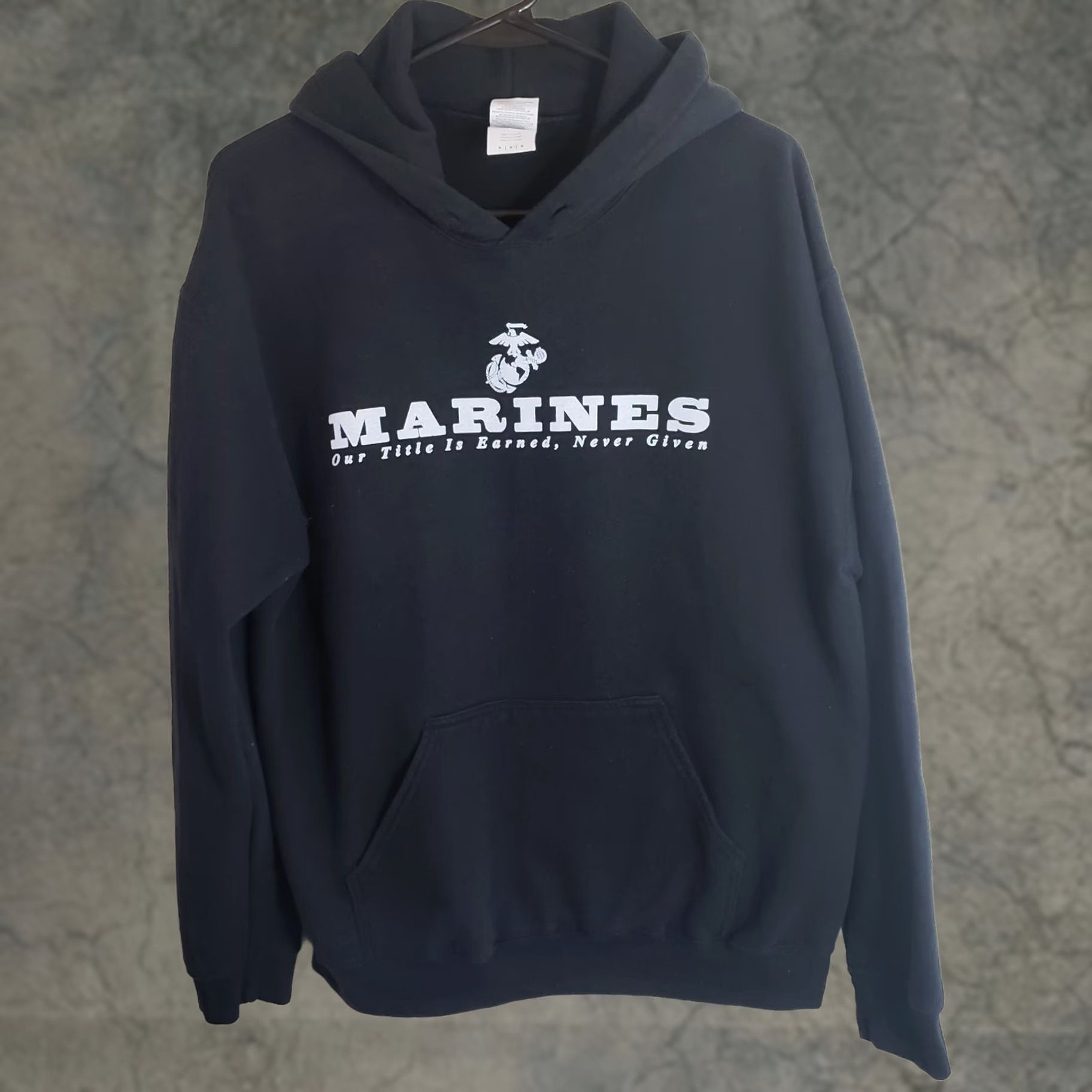 Gildan VINTAGE US Marines Hoodie Mens M Black Jersey Sweatshirt Pullover White Graphic Gildan Size US M / EU 48-50 / 2 - 1 Thumbnail