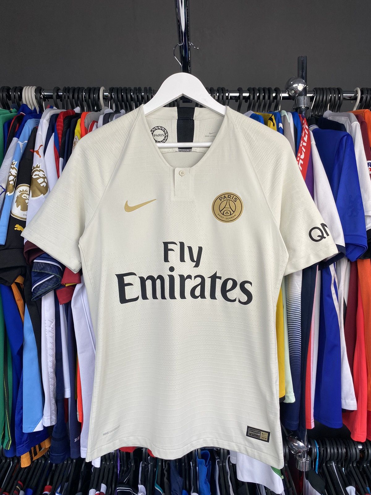 Nike Nike PSG #7 Mbappe 2018/19 Vaporknit Player Issue Away Size US S / EU 44-46 / 1 - 1 Thumbnail
