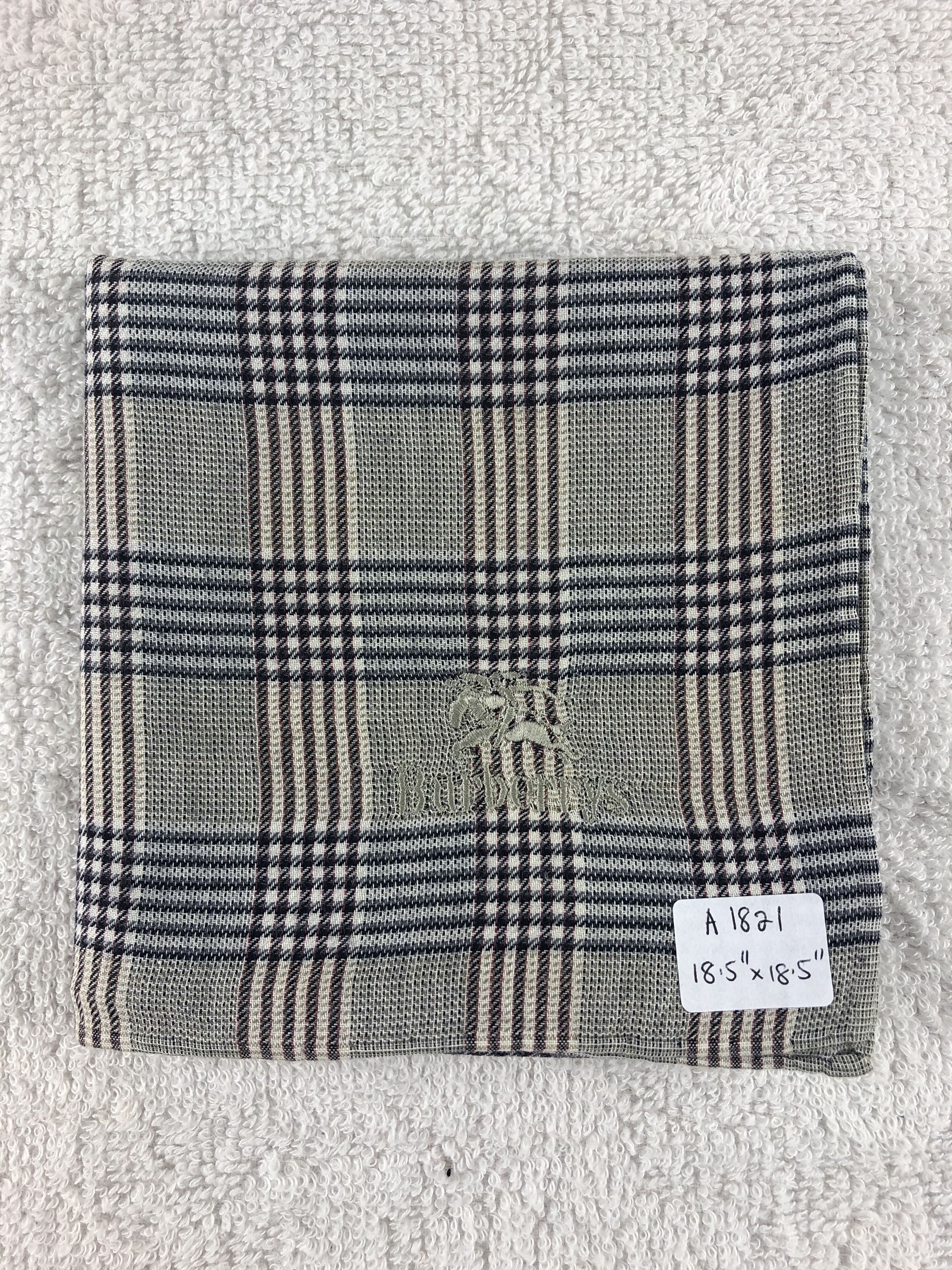 Burberry Burberrys Handkerchief / Bandana / Neckerchief Size ONE SIZE - 6 Thumbnail
