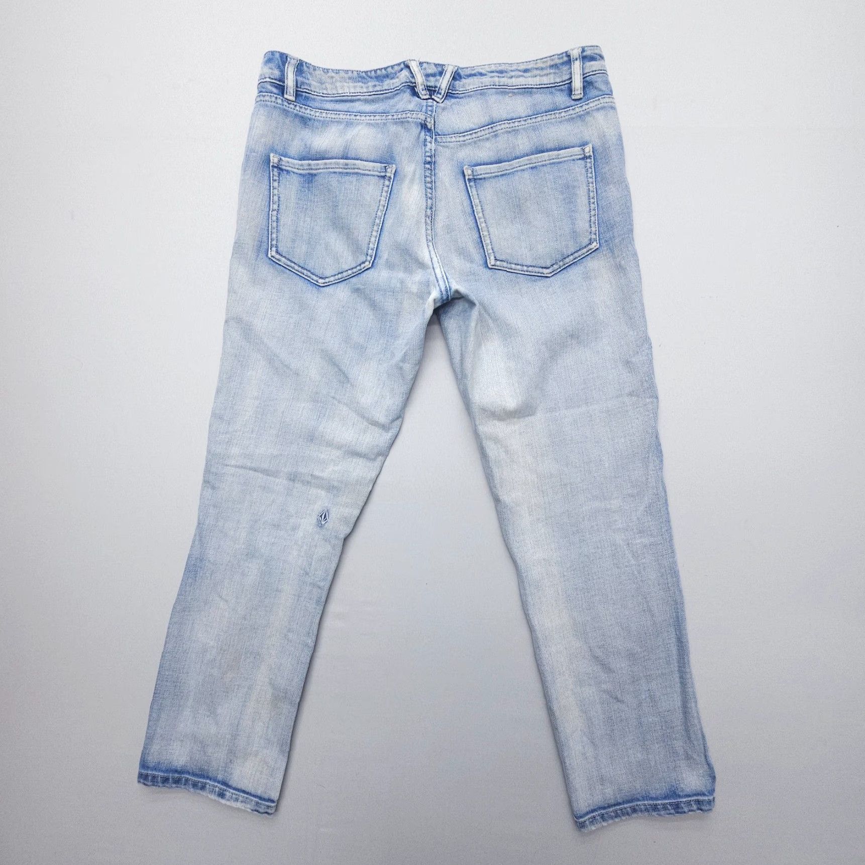 Volcom Volcom Jeans Boyfriend Slim Stoned Distressed Light Blue 32in Inseam 5 Juniors Size 5 USA Logo Crop 5-Pocket Denim Size 27" / US 4 / IT 40 - 2 Thumbnail