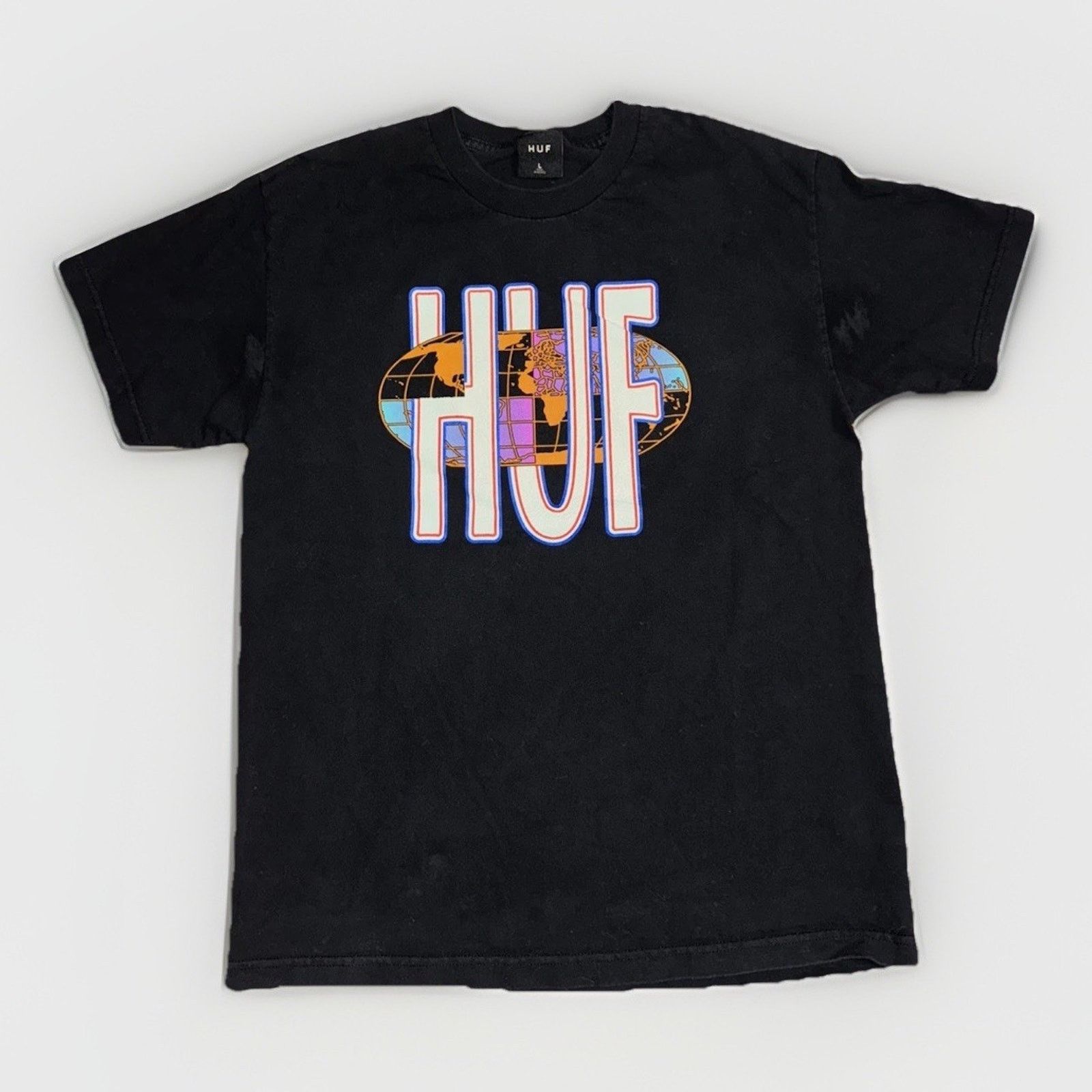Huf HUF Skateboarding World Graphic T-Shirt L 21x28 Streetwear Size US L / EU 52-54 / 3 - 1 Thumbnail