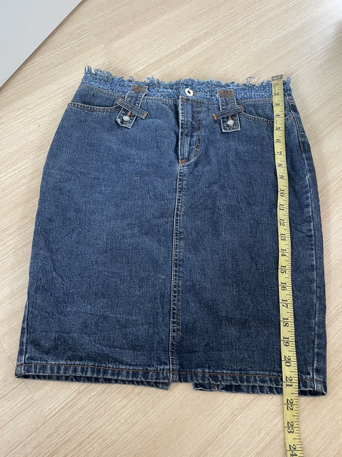 Dolce & Gabbana Rare Vintage Dolce & Gabbana D&G Denim Skirt Size 30" / US 8 / IT 44 - 12 Thumbnail