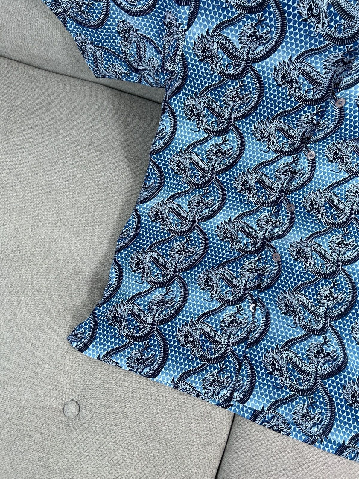 Japanese Brand × Vintage Vintage Dragon Overprint Shirt Short Sleeve Size US S / EU 44-46 / 1 - 4 Thumbnail