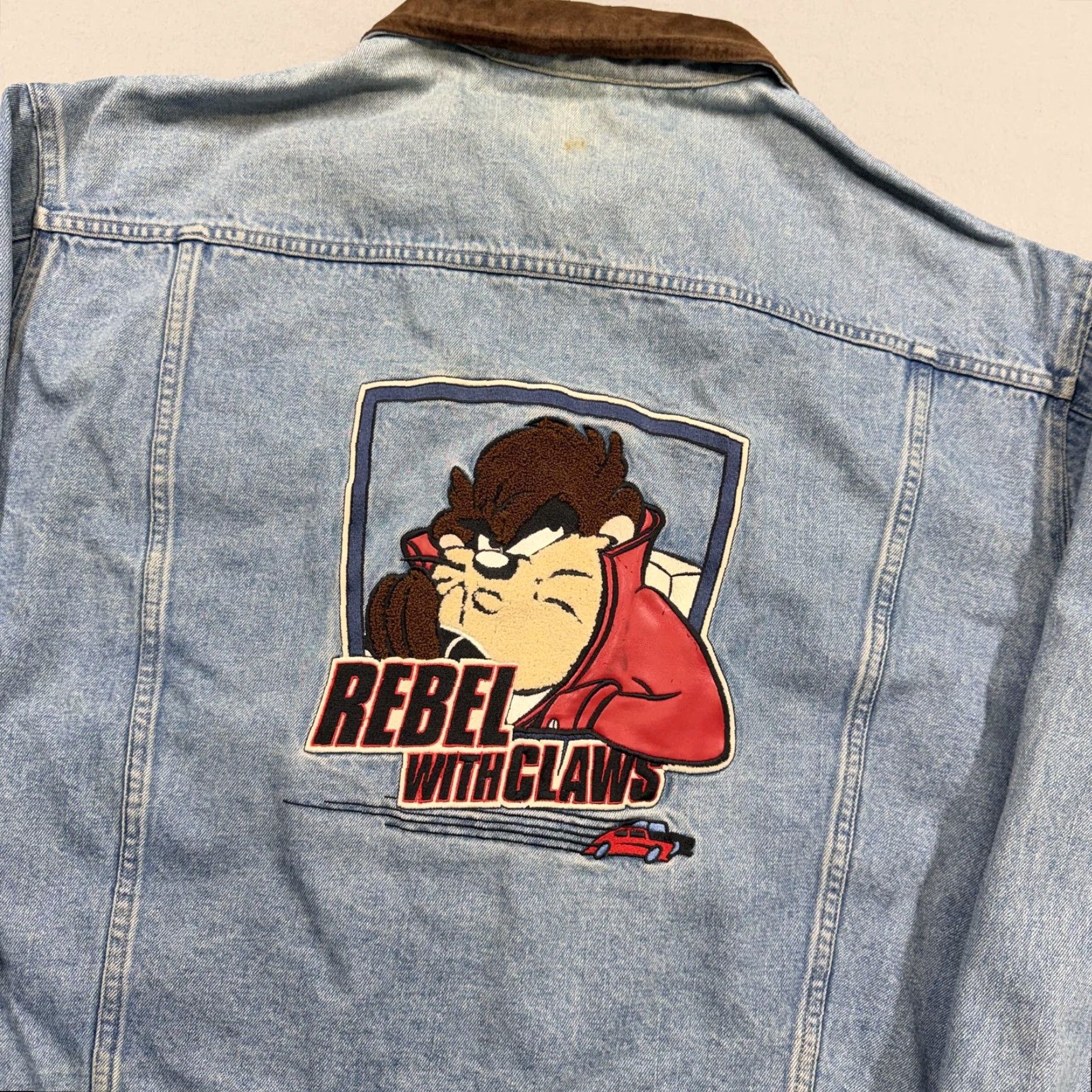 Vintage VINTAGE Warner Bros. Studio Store Jacket Mens 2XL Blue Denim Bomber Taz Rebel 90s Size US XXL / EU 58 / 5 - 2 Thumbnail