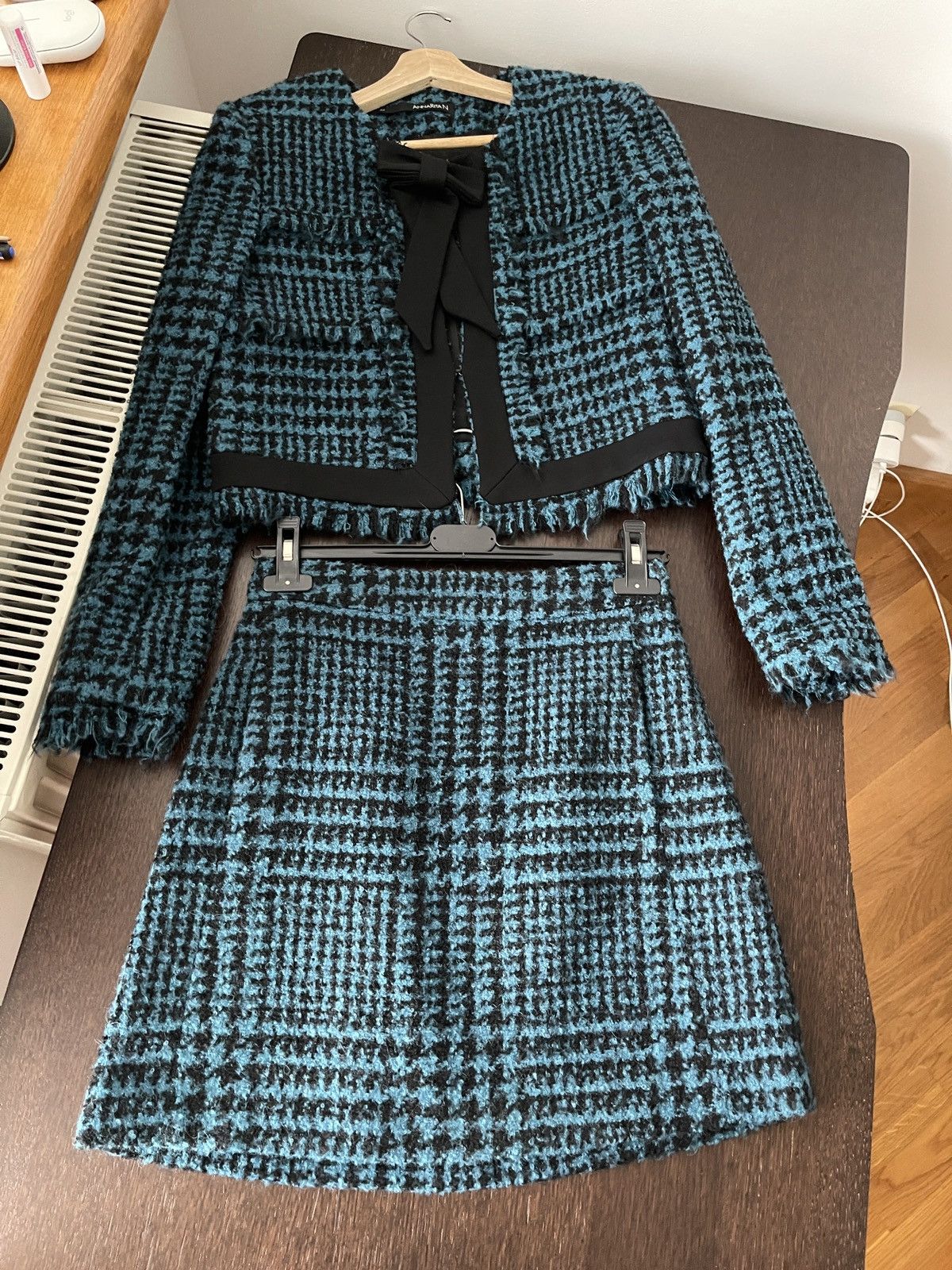 Other AnnaRita N tweed suit Size 28" / US 6 / IT 42 - 1 Thumbnail
