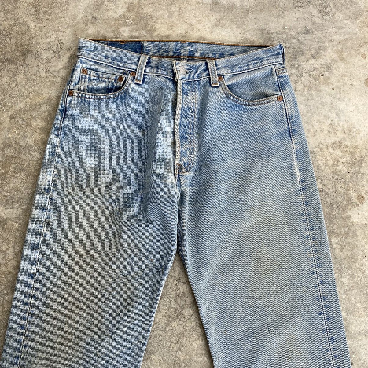 Levi's Vintage 90’s Levis 501 Faded Stonewashed Blue Denim Jeans Size US 30 / EU 46 - 2 Thumbnail