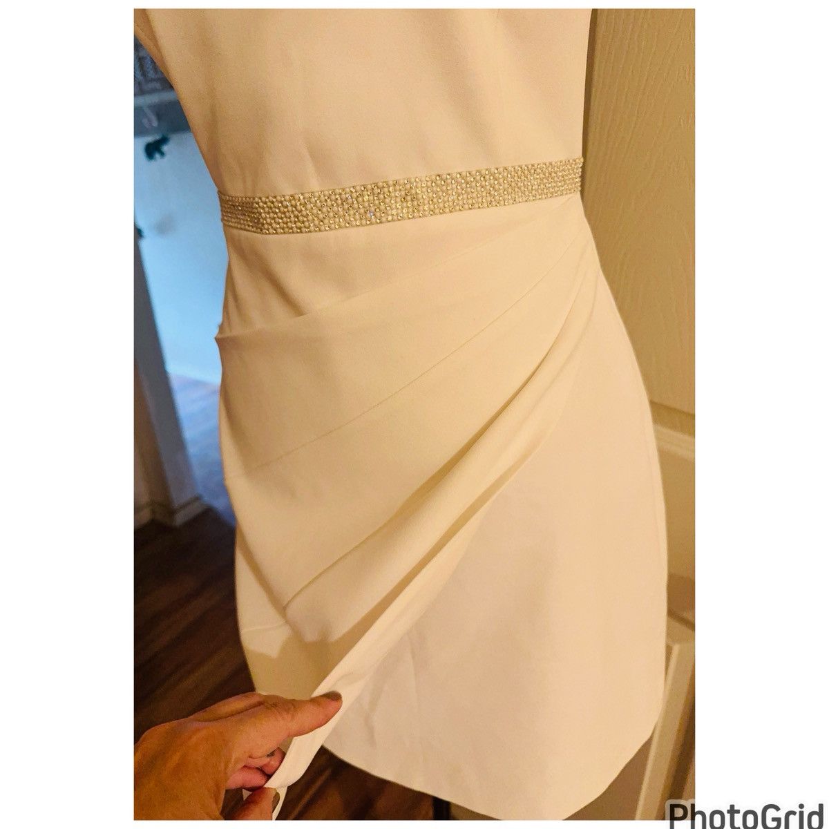 Alice + Olivia Alice + Olivia Embellished Mini Dress Size M / US 6-8 / IT 42-44 - 3 Thumbnail