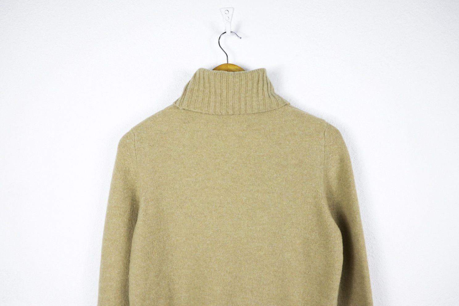 Burberry Burberry Logo Beige Cable Knit Wool Turtleneck Sweater Size M / US 6-8 / IT 42-44 - 10 Thumbnail