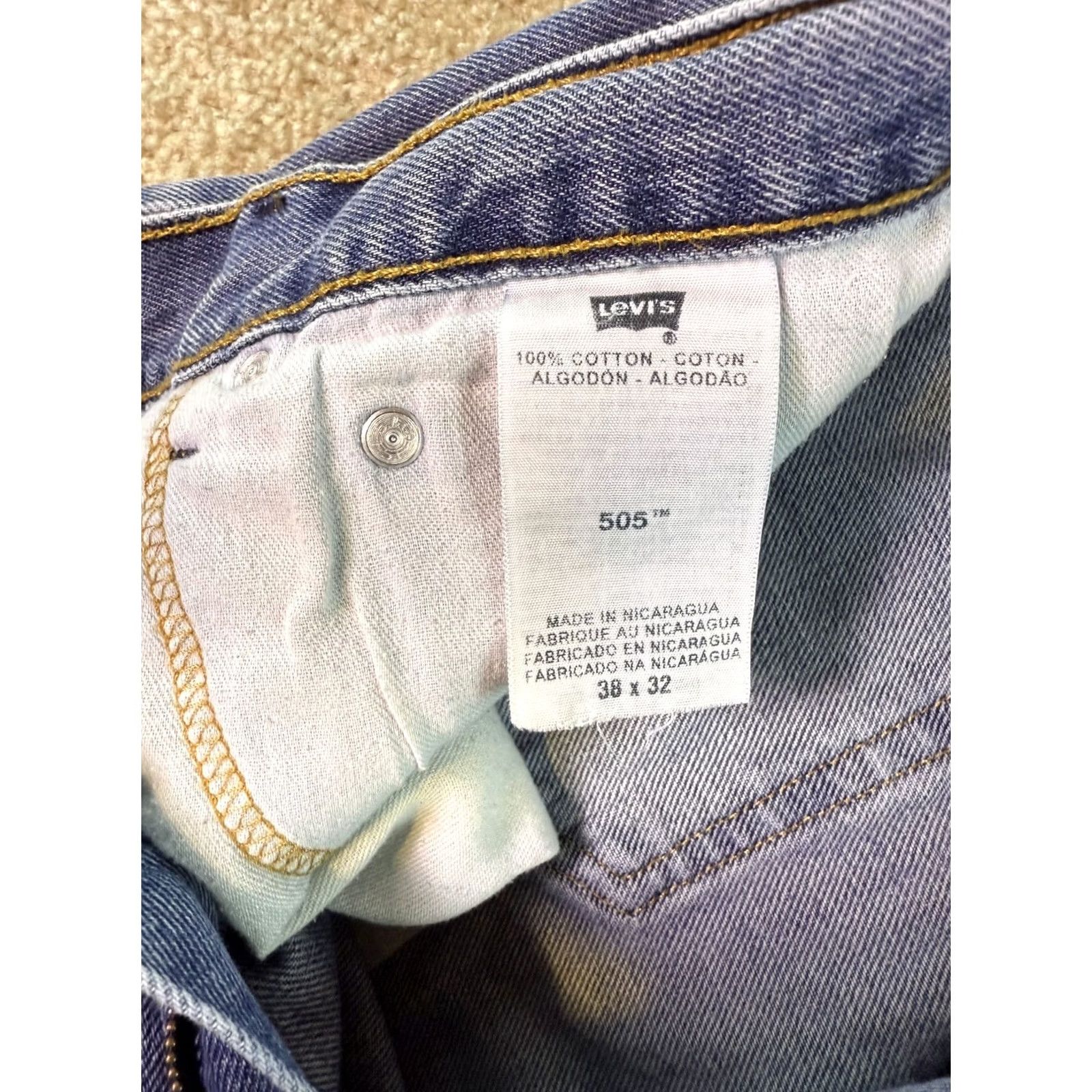 Levi's VINTAGE Levi's 505 Jeans Men's Regular Straight Fit Blue Medium Wash 38x30 Y2K Size US 38 / EU 54 - 7 Thumbnail