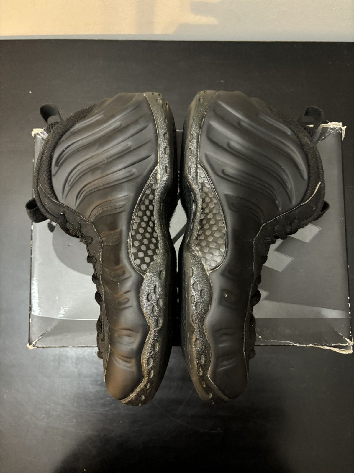 Nike Nike Air Foamposite One Anthracite Black 2020 Size US 9 / EU 42 - 4 Thumbnail
