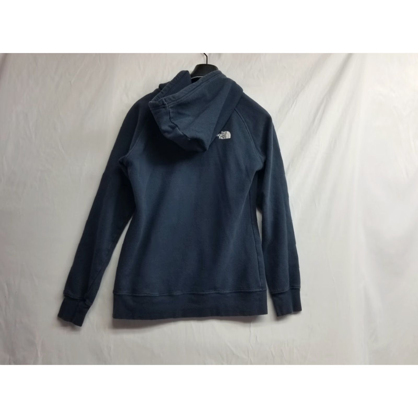 The North Face The North Face Hoodie Sweatshirt Pullover Long Sleeve Women's Size M Blue Pockets Activewear Sweatshirt Size M / US 6-8 / IT 42-44 - 2 Thumbnail