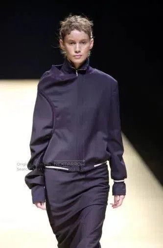 Yohji Yamamoto Yohji Yamamoto 2001 Asymmetric Jacket. Size US M / EU 48-50 / 2 - 5 Thumbnail