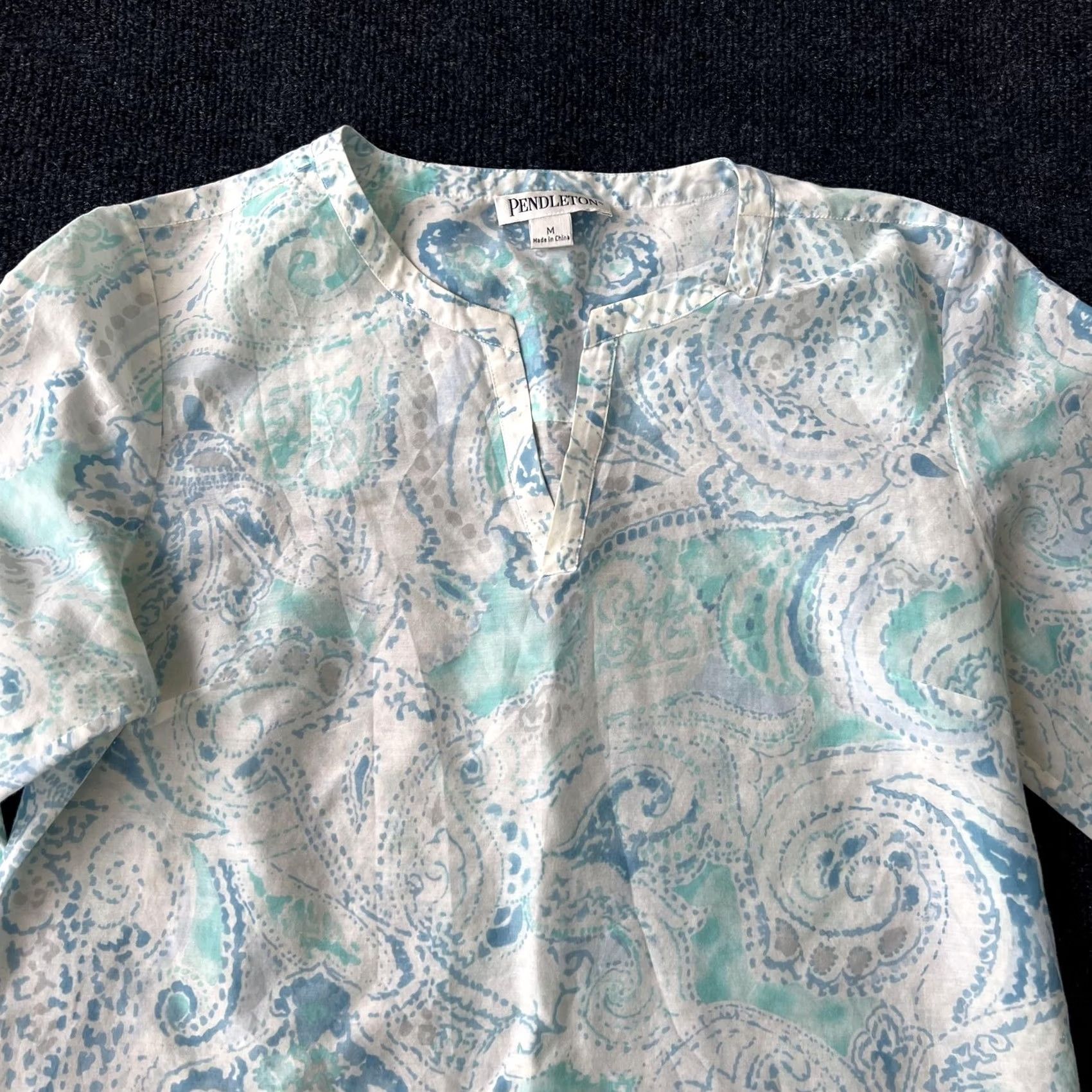 Pendleton VINTAGE Pendleton Shirt Womens Medium Blue Paisley 3/4 Sleeve Tunic Blouse Shirt Women M Blue Paisley Tunic V-Neck 3/4 Sleeve Lightweight Cotton Silk Size M / US 6-8 / IT 42-44 - 2 Thumbnail