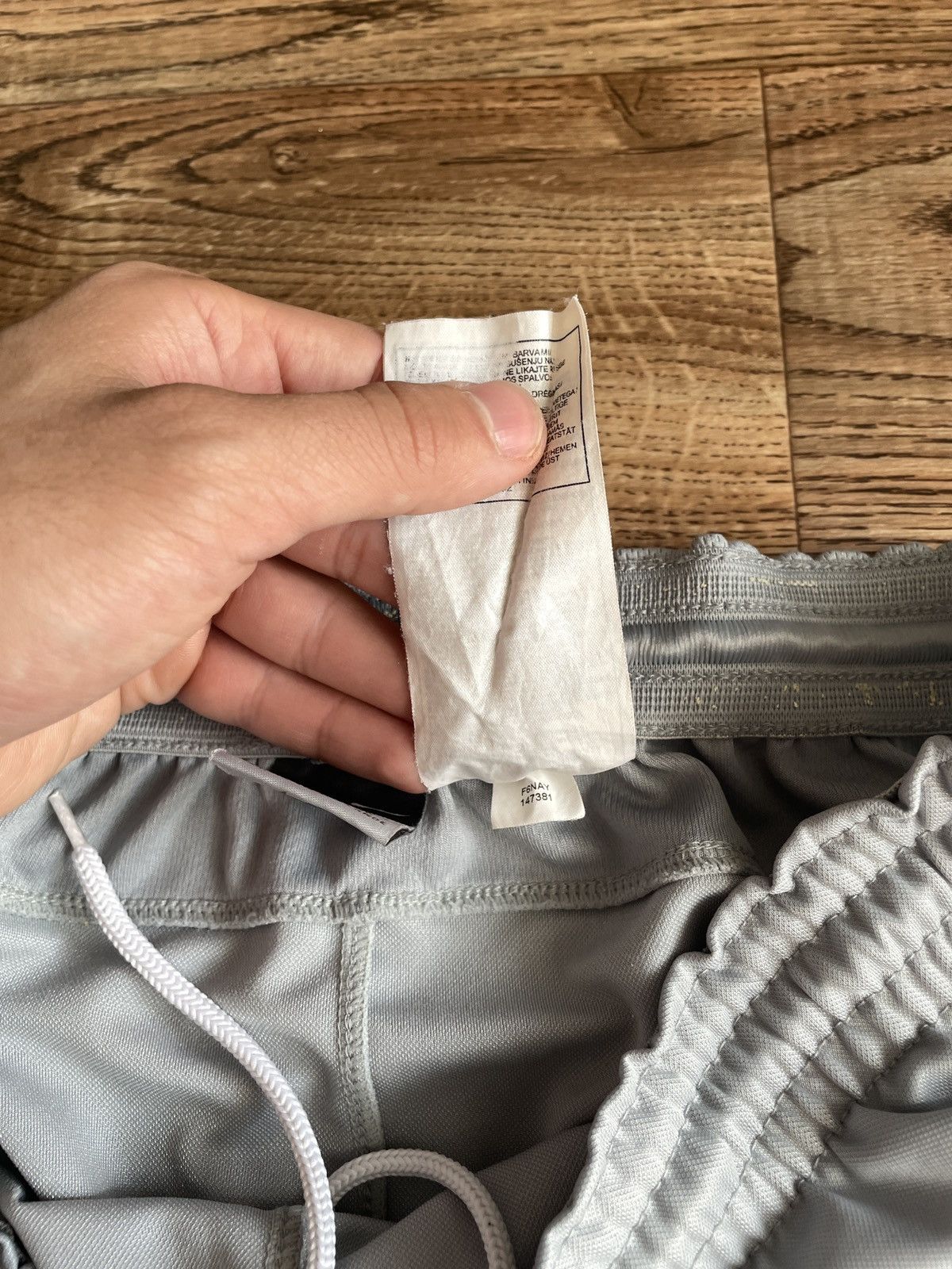 Nike × Vintage Vintage Nike Shorts Baggy Mini Swoosh Mens M Size Y2K 90s Size US 32 / EU 48 - 7 Thumbnail