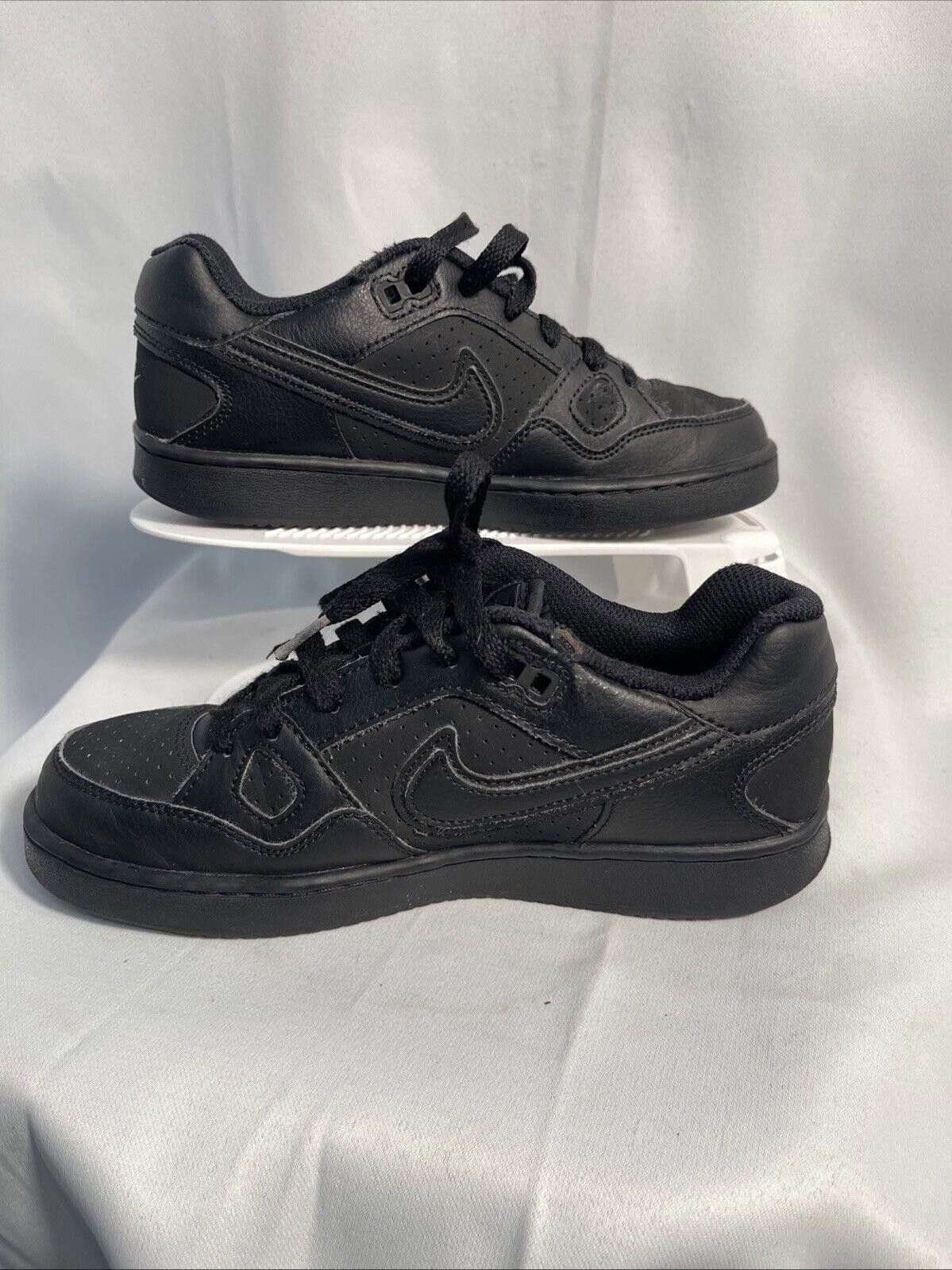 Nike Nike GS Basketball Shoes 615153-021 Size 4.5 Youth Size US 5 / EU 37 - 2 Thumbnail