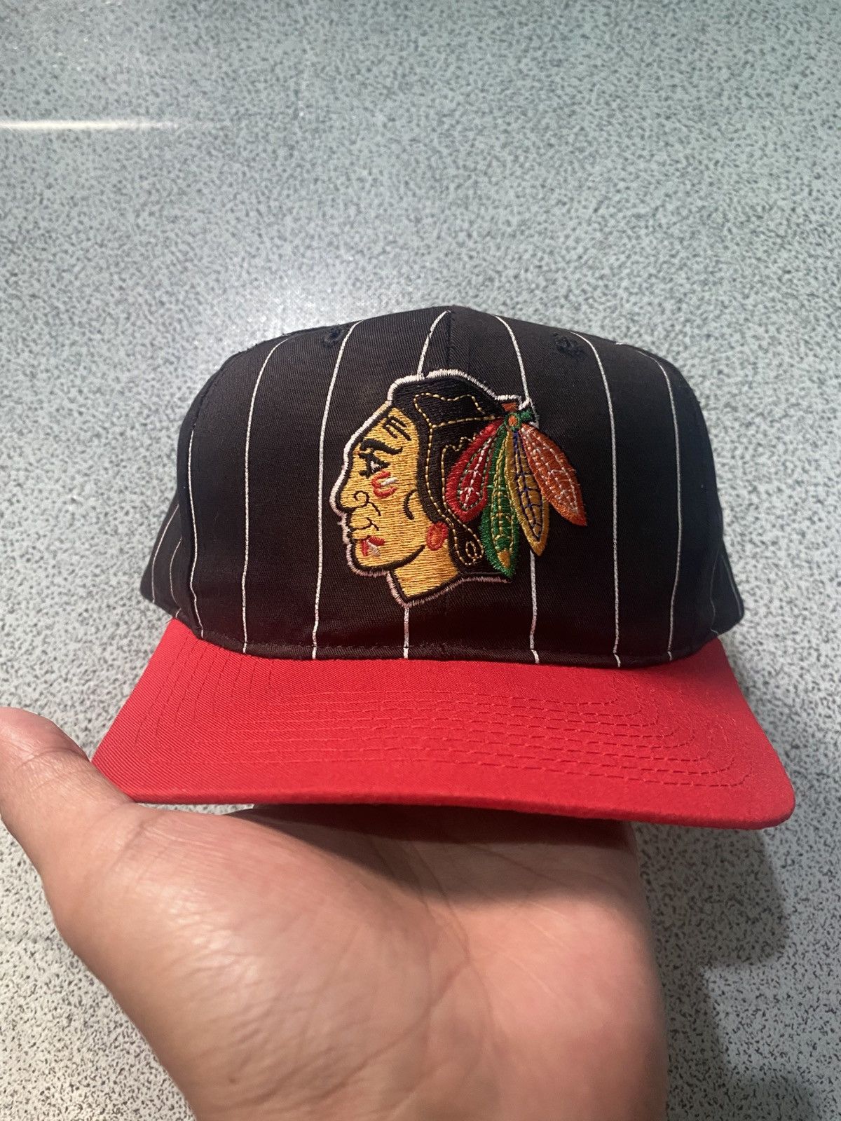 Other Chicago Blackhawks Pin stripe by Starter Gen 1 Size ONE SIZE - 1 Thumbnail