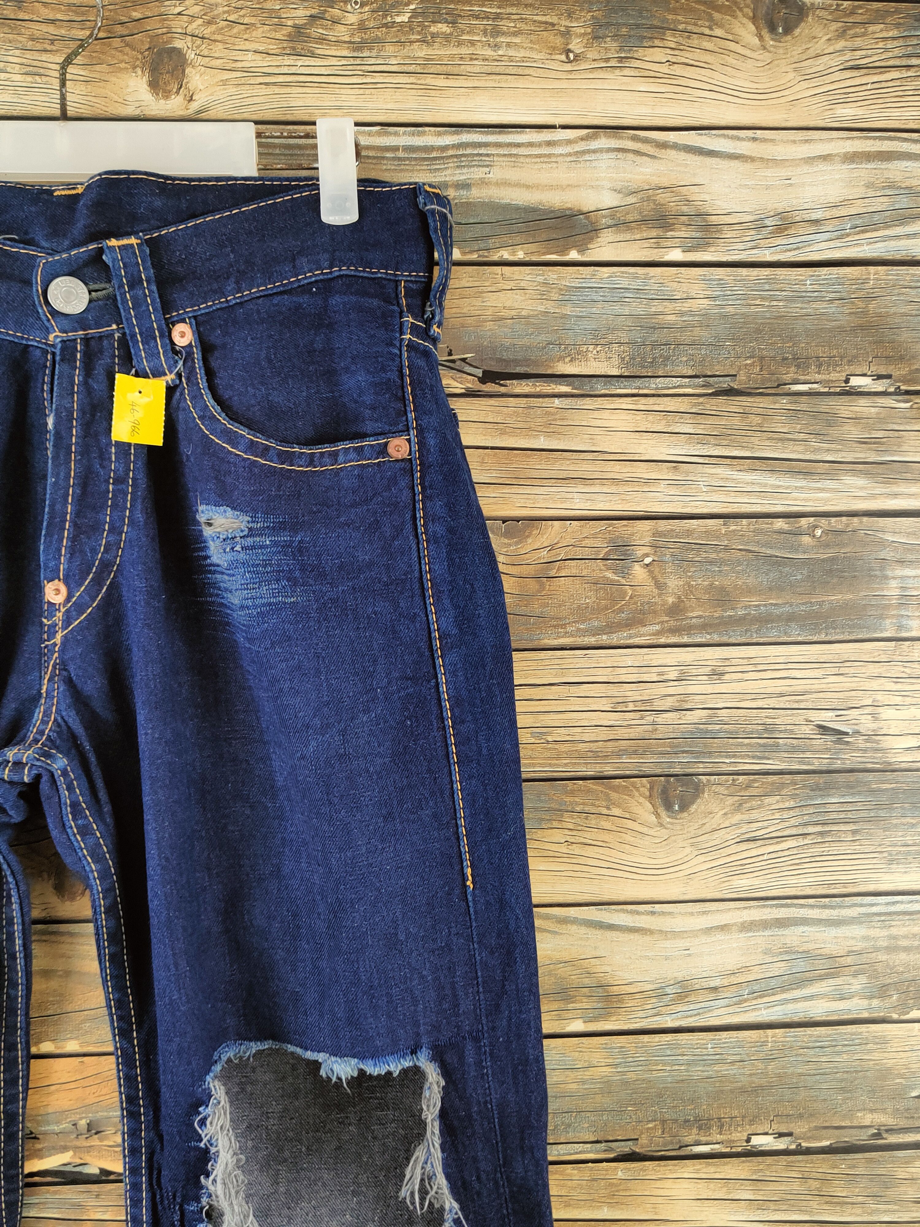 Levi's DL Levi's Dark Blue Distressed Ripped Jeans #46-966 Size US 31 - 5 Thumbnail