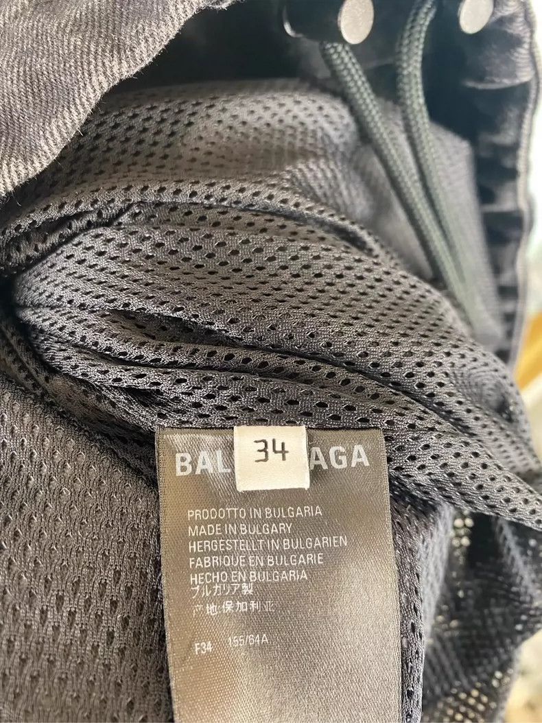 Balenciaga Balenciaga size 34 Black and white denim patchwork jacket Size US XS / EU 42 / 0 - 5 Thumbnail