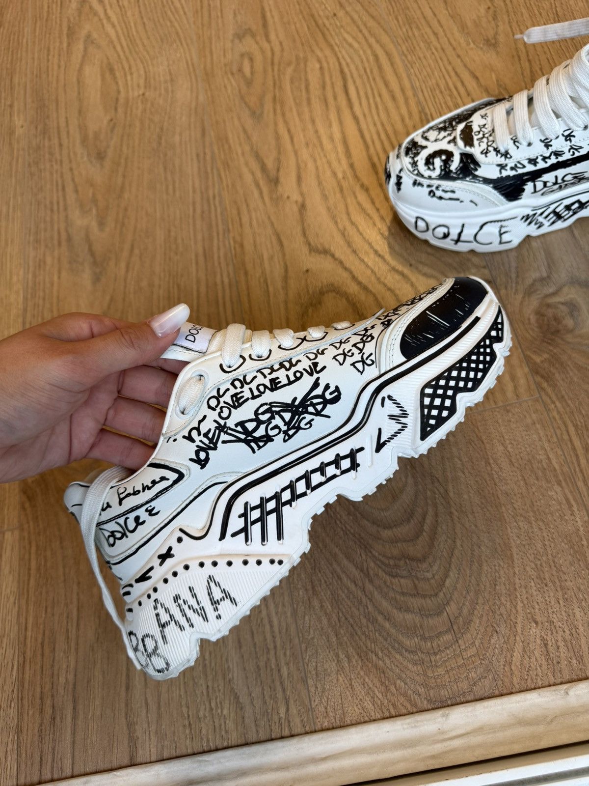Dolce & Gabbana Hand painted grafitti daymaster sneakers Size US 8 / IT 38 - 5 Thumbnail