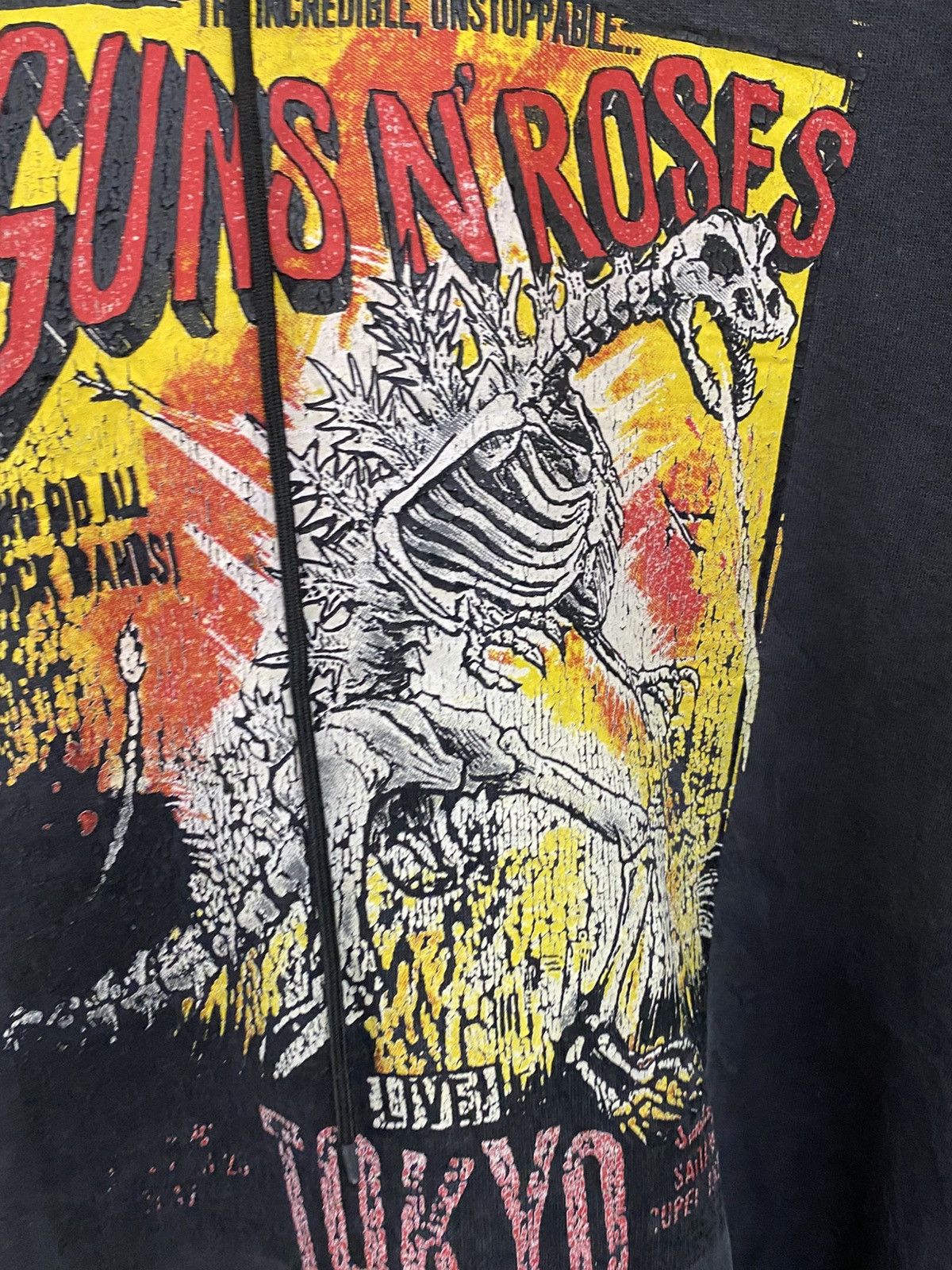 Vintage Vtg Tour Hoodie Guns N Roses Live Tokyo Size US L / EU 52-54 / 3 - 4 Thumbnail