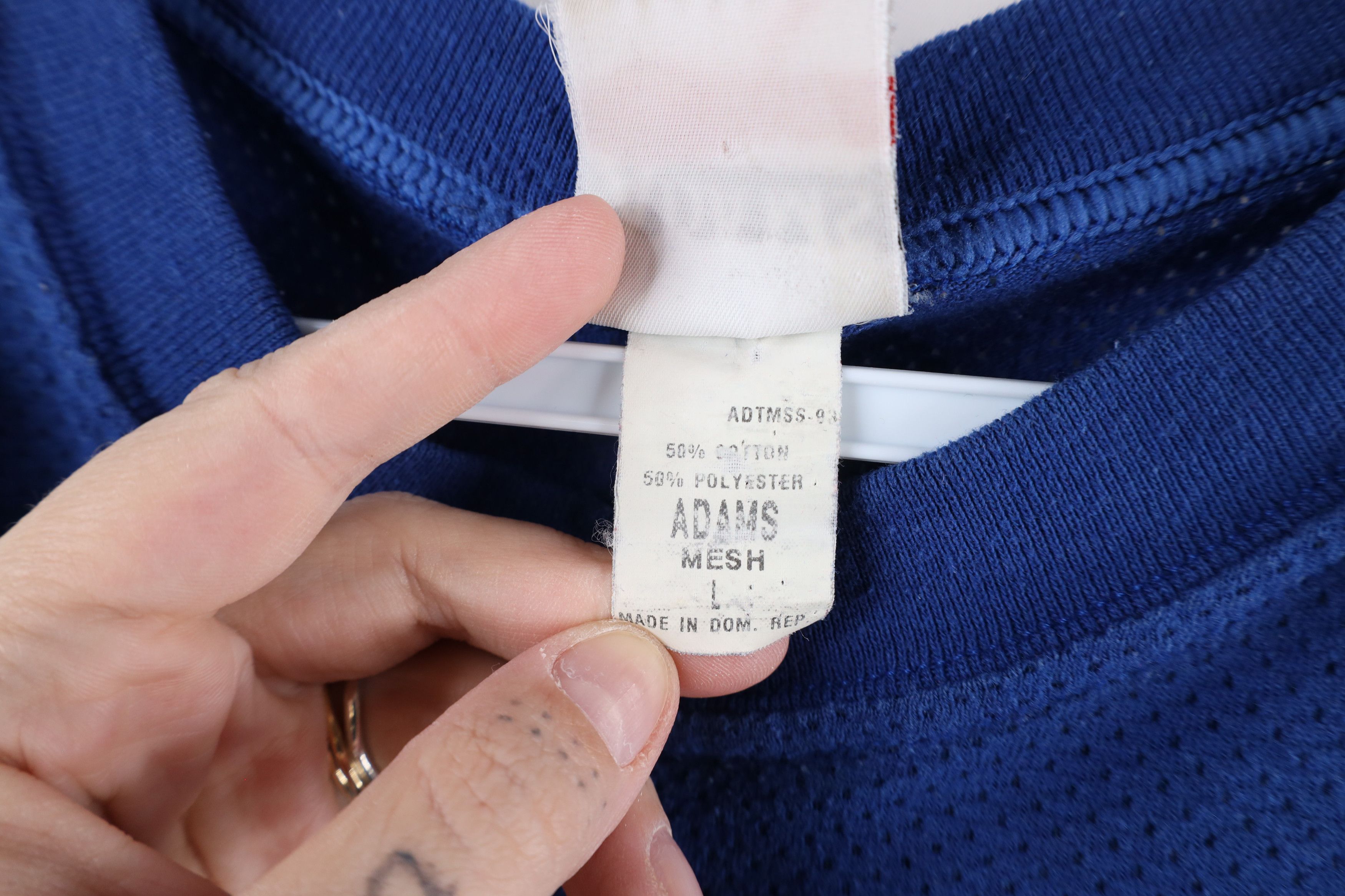 Vintage Vintage 90s Streetwear Mesh Sleeveless Muscle T-Shirt Blue Size US L / EU 52-54 / 3 - 6 Thumbnail
