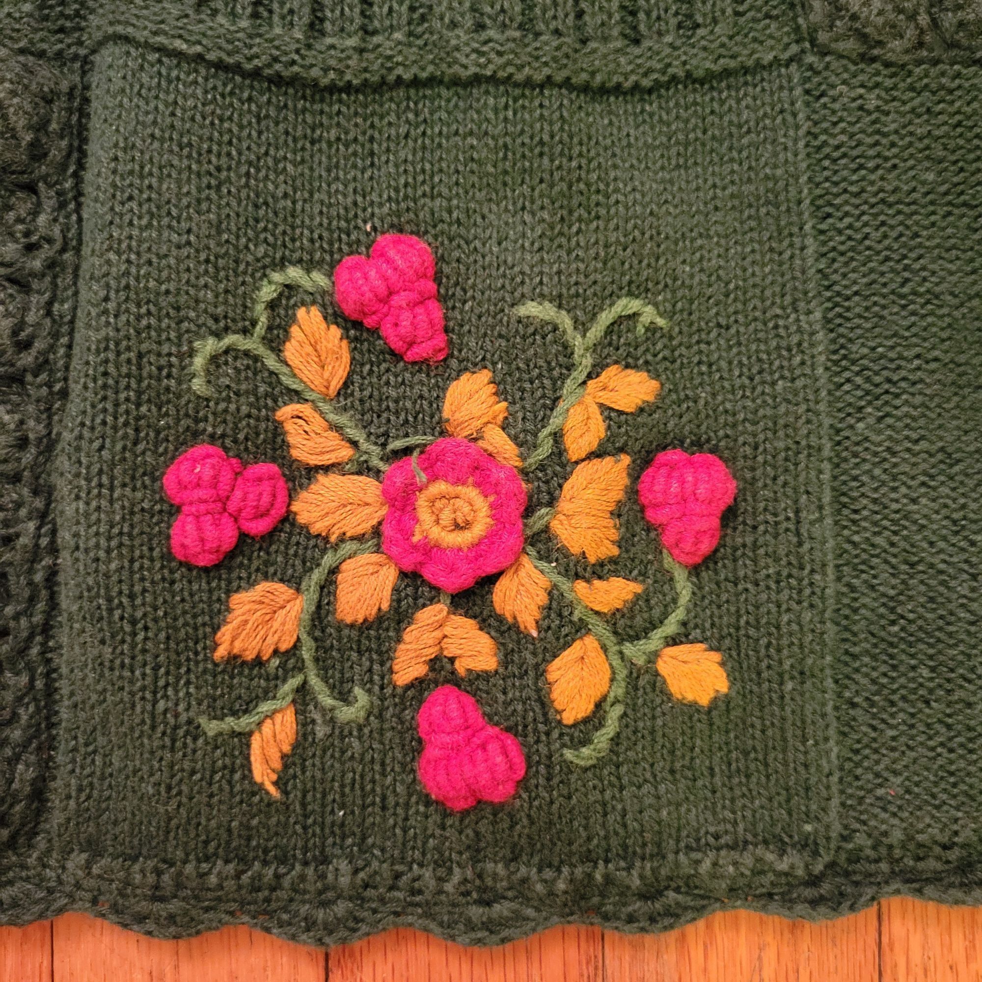 Vintage Vintage Carolina Colours Green Sweater Floral Crochet Patchw Size L / US 10 / IT 46 - 4 Thumbnail
