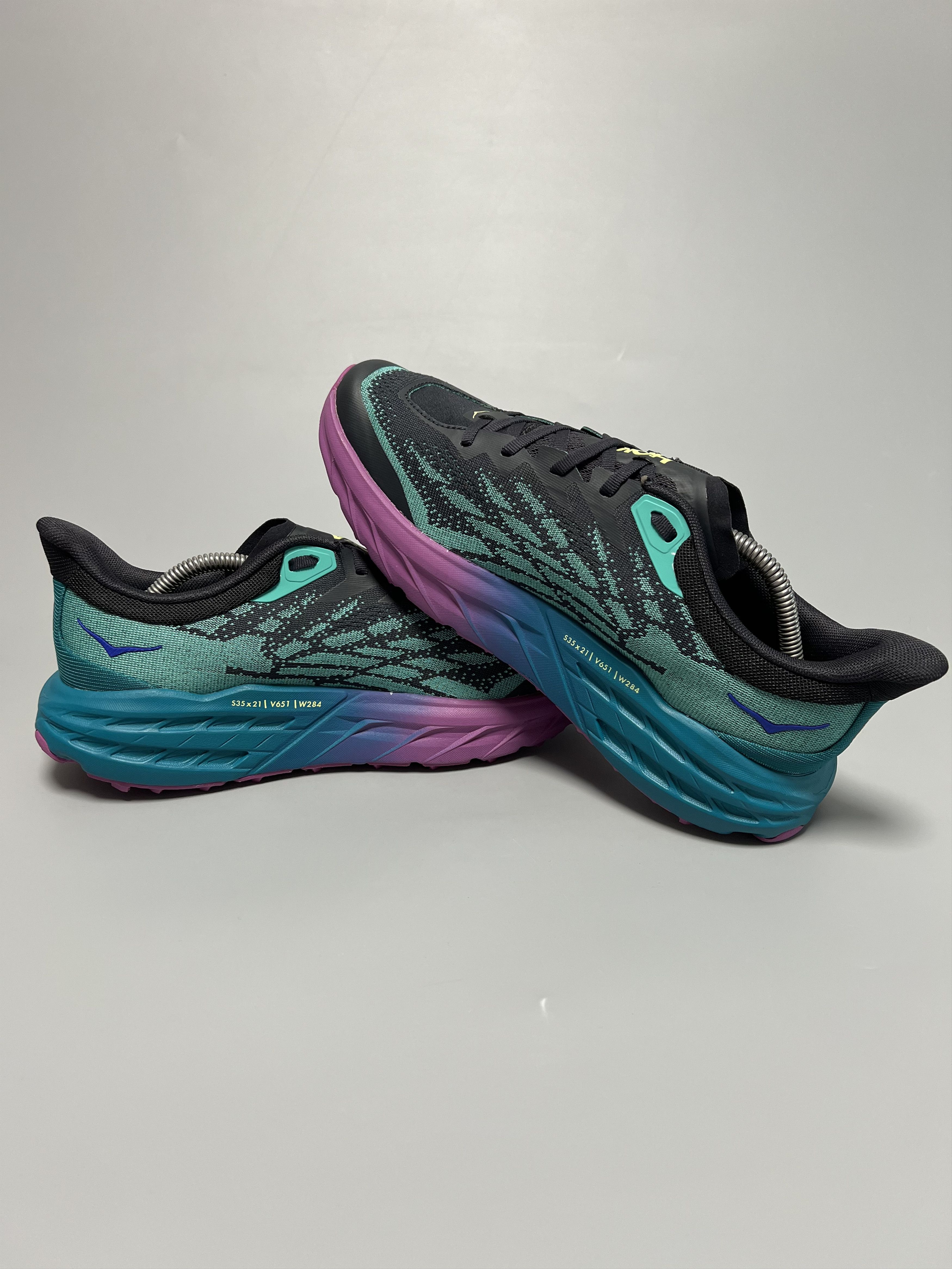 Hoka 9D Hoka One One Speedgoat 5 Trail Running Shoes 1123157-BGKY Size US 9 / EU 42 - 5 Thumbnail
