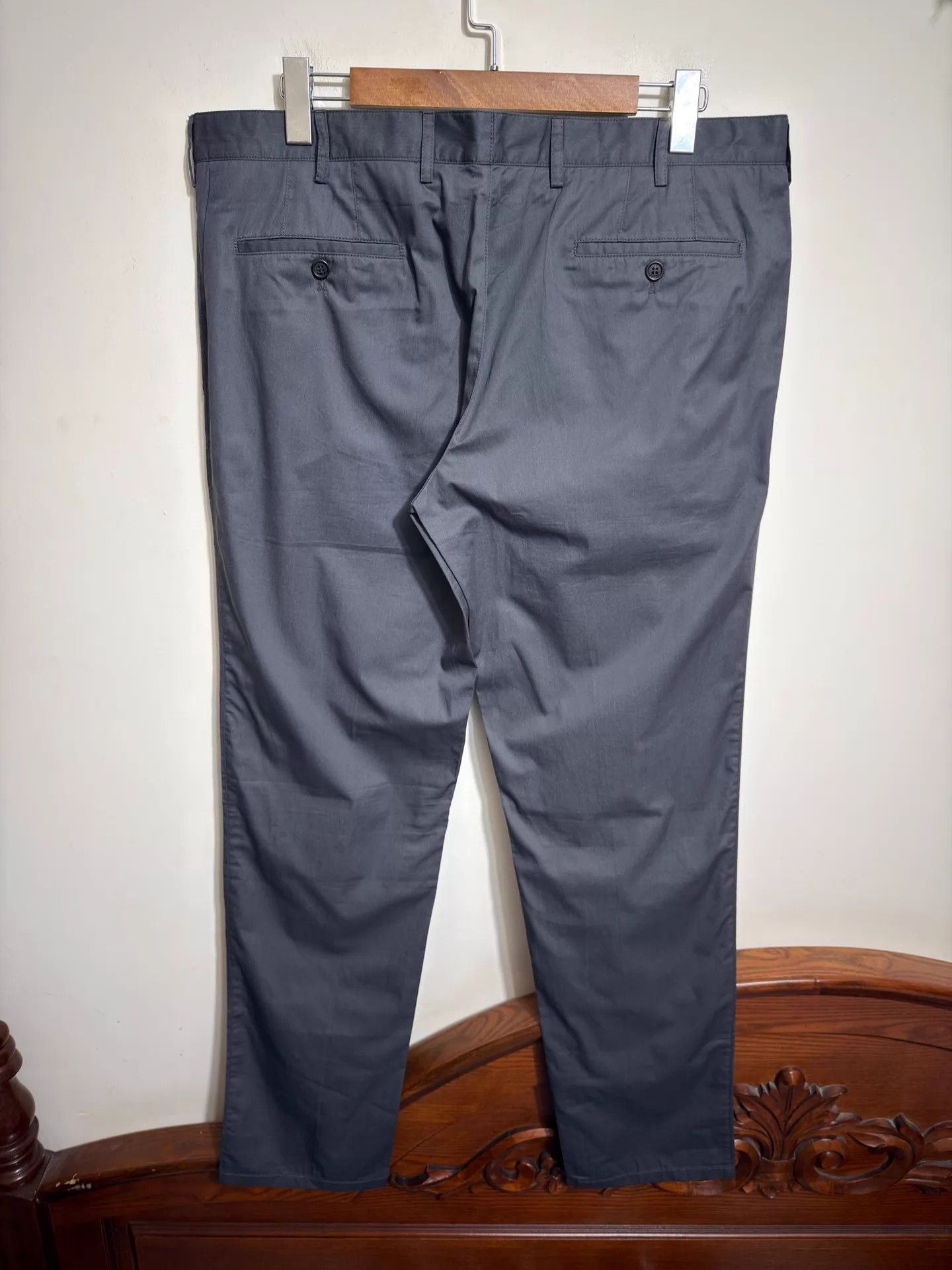 Prada Prada 54 Straight Dress Pants New With Tags Size US 38 / EU 54 - 2 Thumbnail