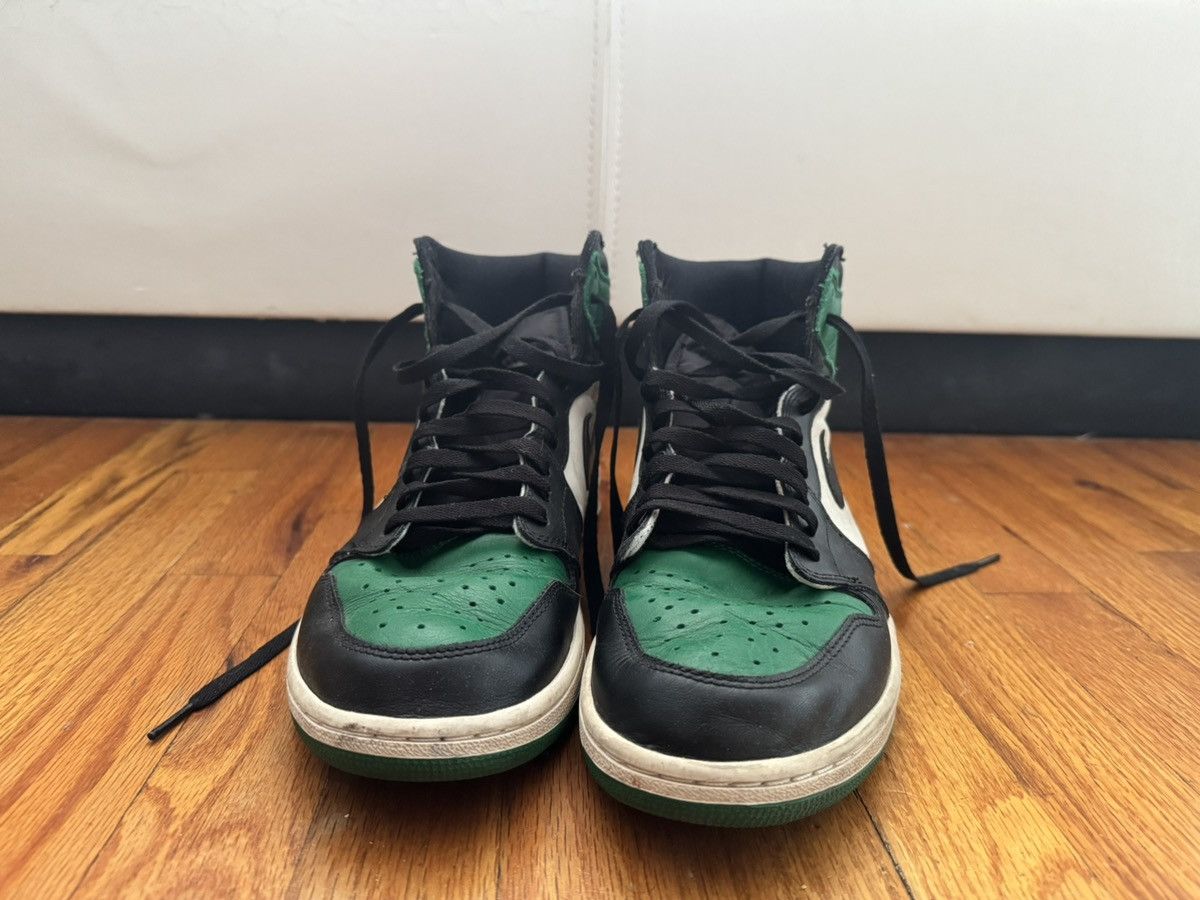 Nike Jordan 1 Retro High Pine Green Size US 12 / EU 45 - 3 Thumbnail