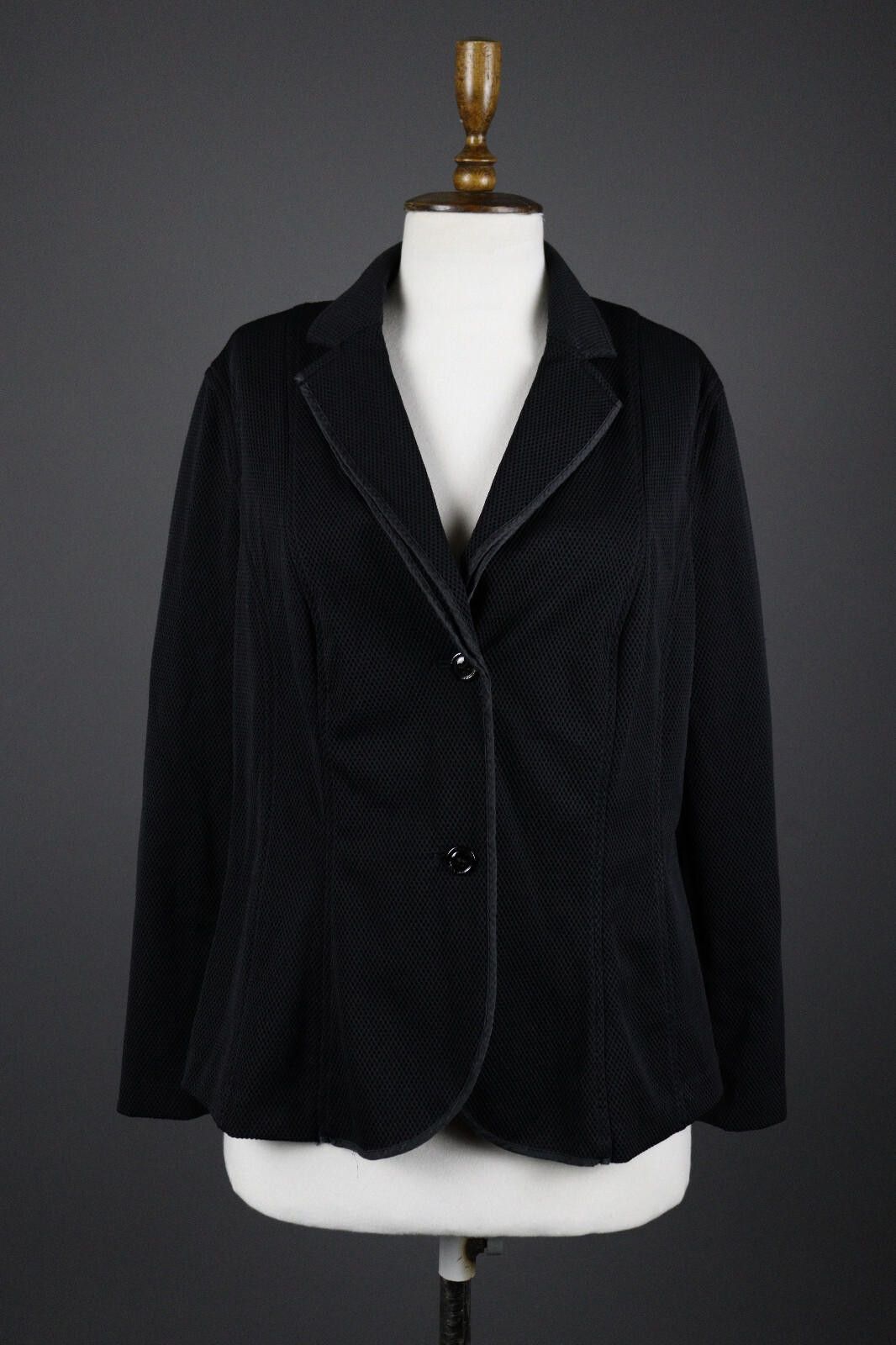 Designer Marc Cain Black Textured 2 Button Blazer Jacket Size 6 Size M / US 6-8 / IT 42-44 - 1 Thumbnail
