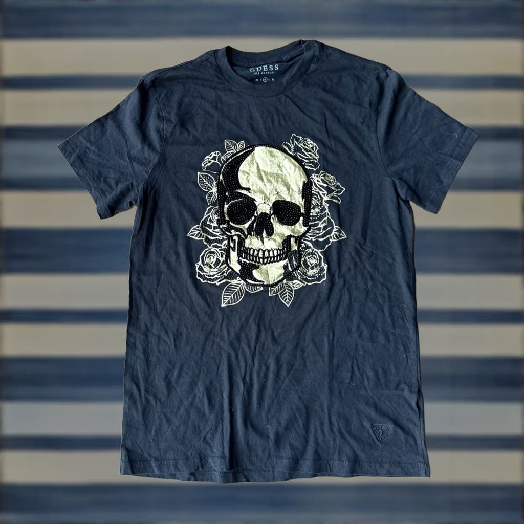 Guess Guess Rhinestone Skull Roses T Shirt M Black Grunge Short Sleeve Crew Neck Cotton Unisex Adults T-Shirt Mens Womens Size US M / EU 48-50 / 2 - 1 Thumbnail