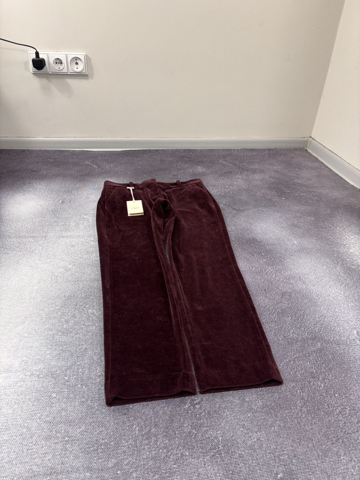 Circolo 1901 Circolo 1901 Women’s NWT Burgundy Velour Velvet Chino Pants Size 26" / US 2 / IT 38 - 3 Thumbnail