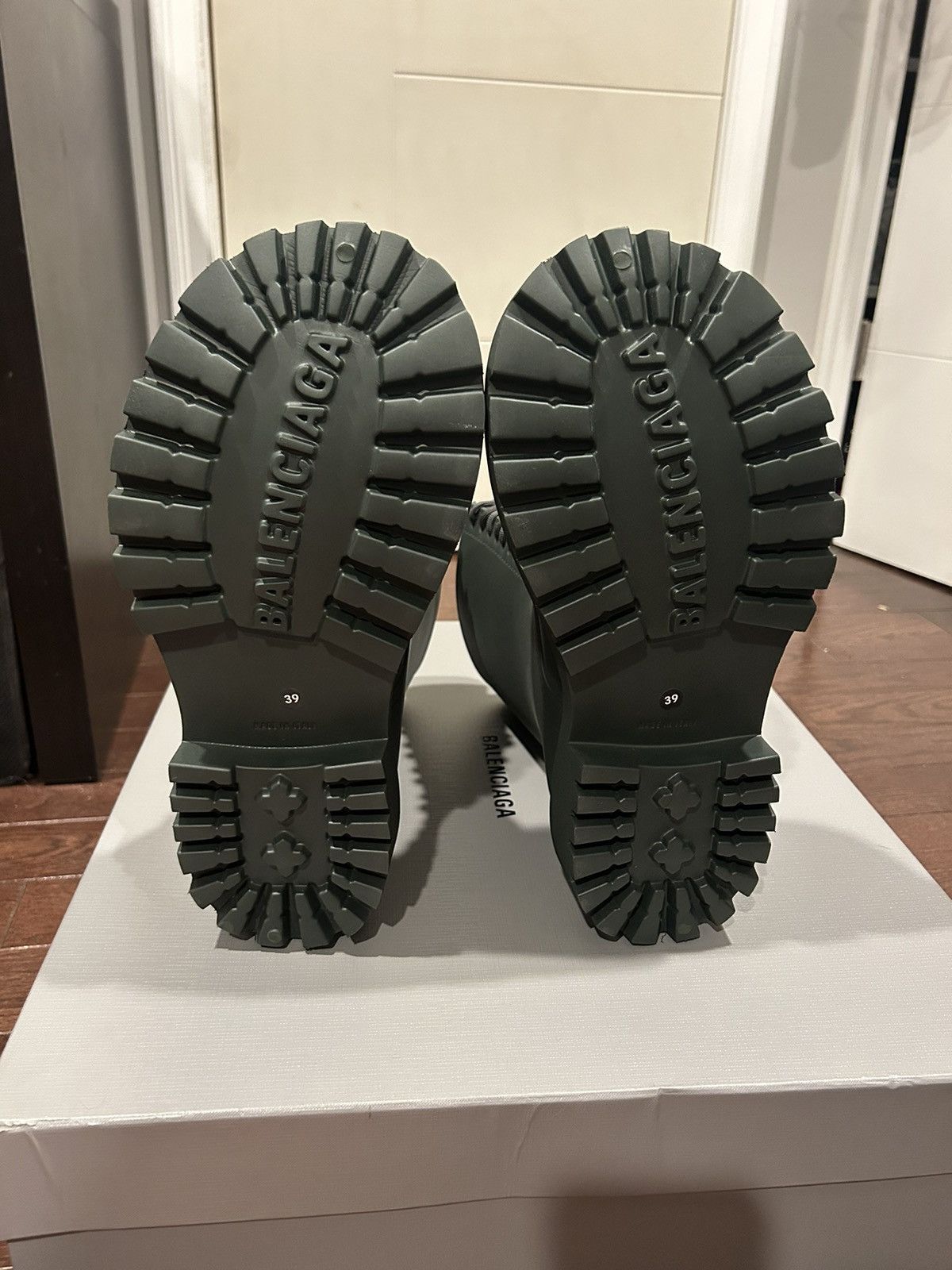 Balenciaga Balenciaga Steriod Boots Dark Khaki Size US 9 / EU 42 - 6 Thumbnail
