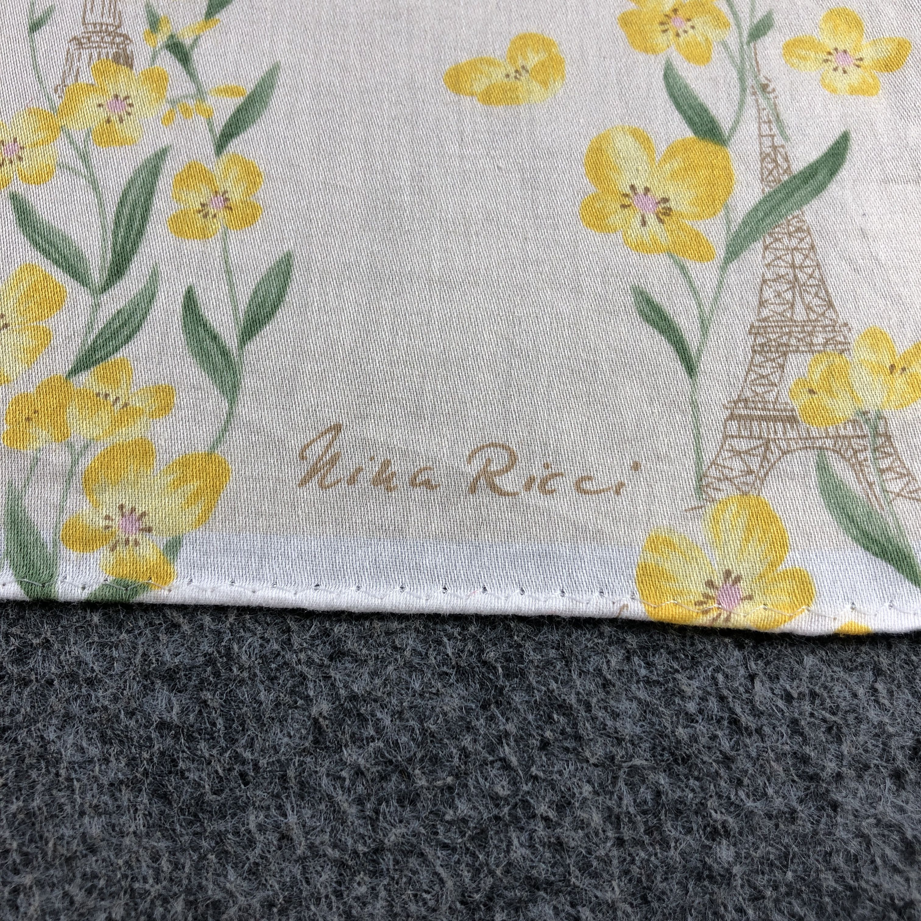 Nina Ricci Nina Ricci Handkerchief Neckerchief Bandana H2372 Size ONE SIZE - 4 Thumbnail