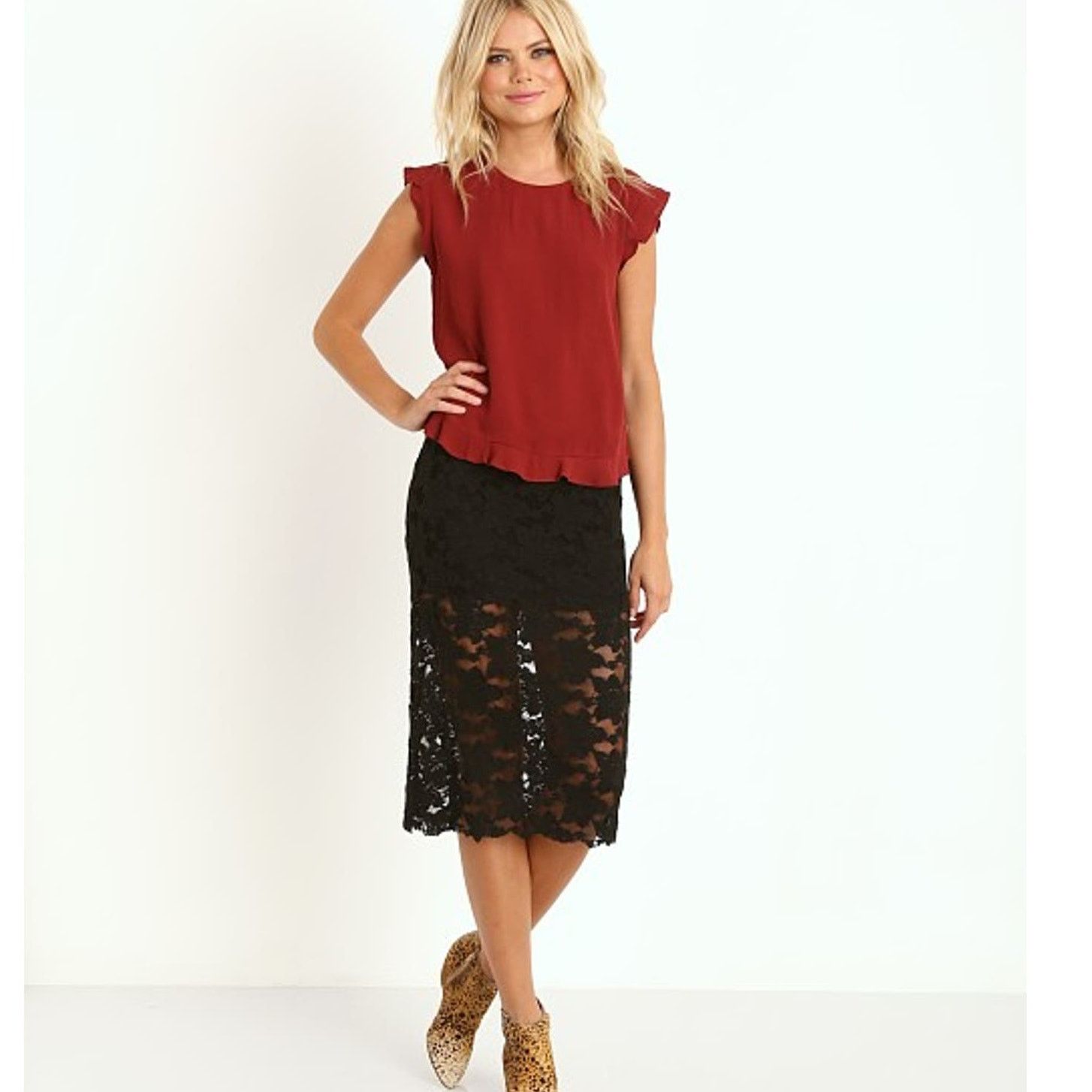 Free People New Lace Pencil Skirt Black $78 X-Small Midi Elastic Waist Size 26" / US 2 / IT 38 - 1 Thumbnail