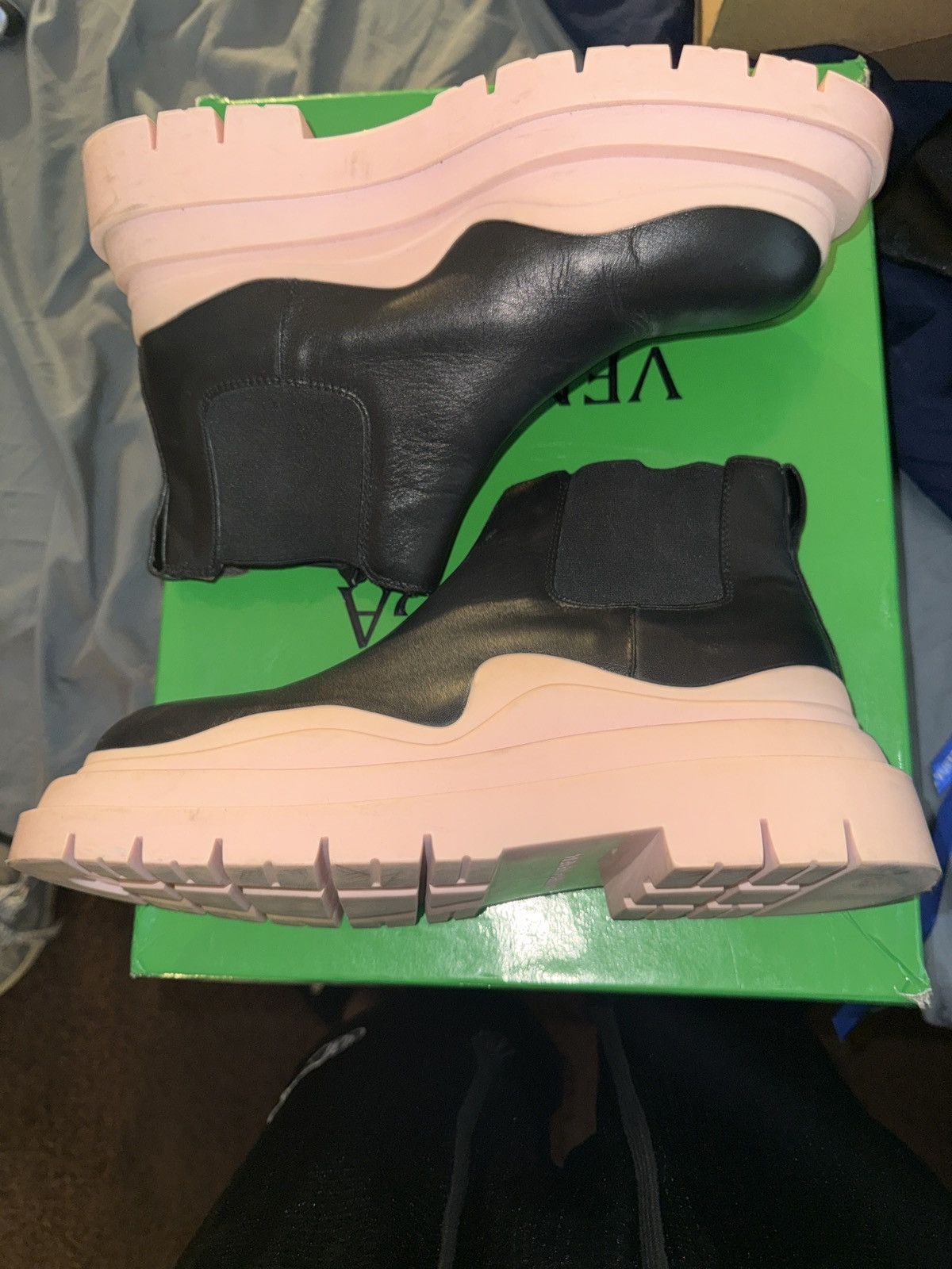 Bottega Veneta Bottega Veneta Mid Chelsea Boot Size US 10 / EU 43 - 1 Thumbnail