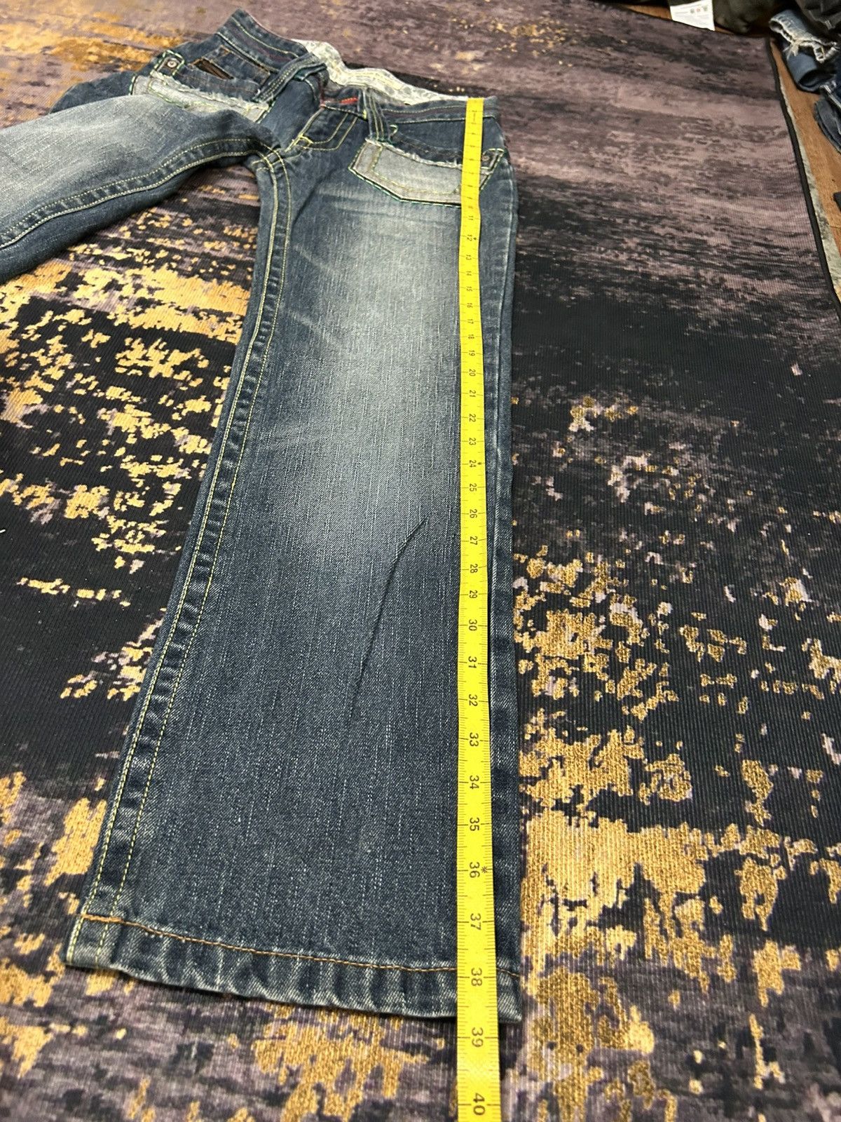 Japanese Brand Blue Moon Blue Buckle Back Flower Jeans Size US 29 - 22 Thumbnail