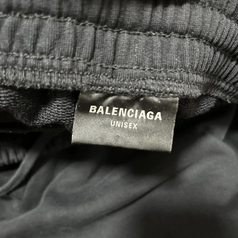 Balenciaga Balenciaga 24ss Manchester United Sweatpants Size US 26 / EU 42 - 6 Thumbnail