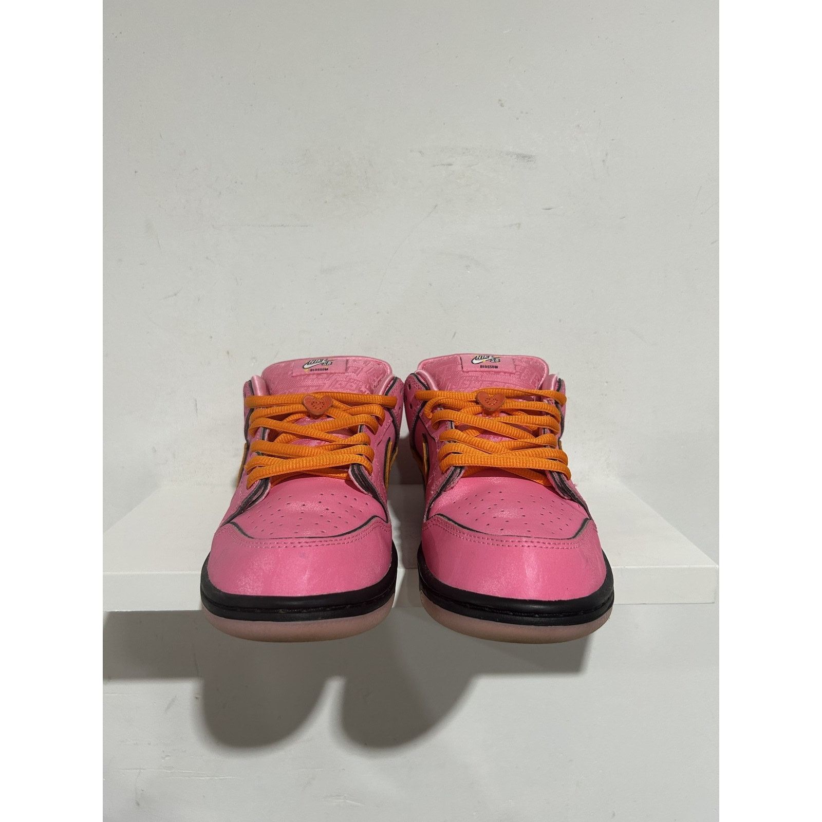 Nike NIKE SB DUNK LOW POWER PUFF BLOSSOM SIZE 8.5 PREOWNED Size US 8.5 / EU 41-42 - 4 Thumbnail