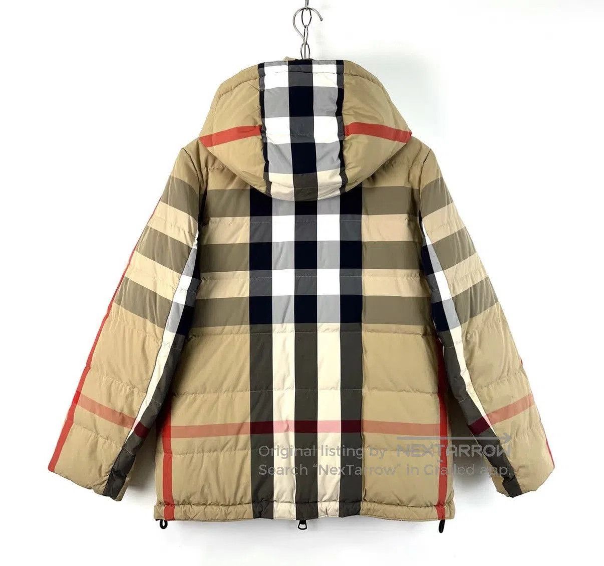 Burberry Black Hooded Puffer Jacket . Size US XS / EU 42 / 0 - 3 Thumbnail