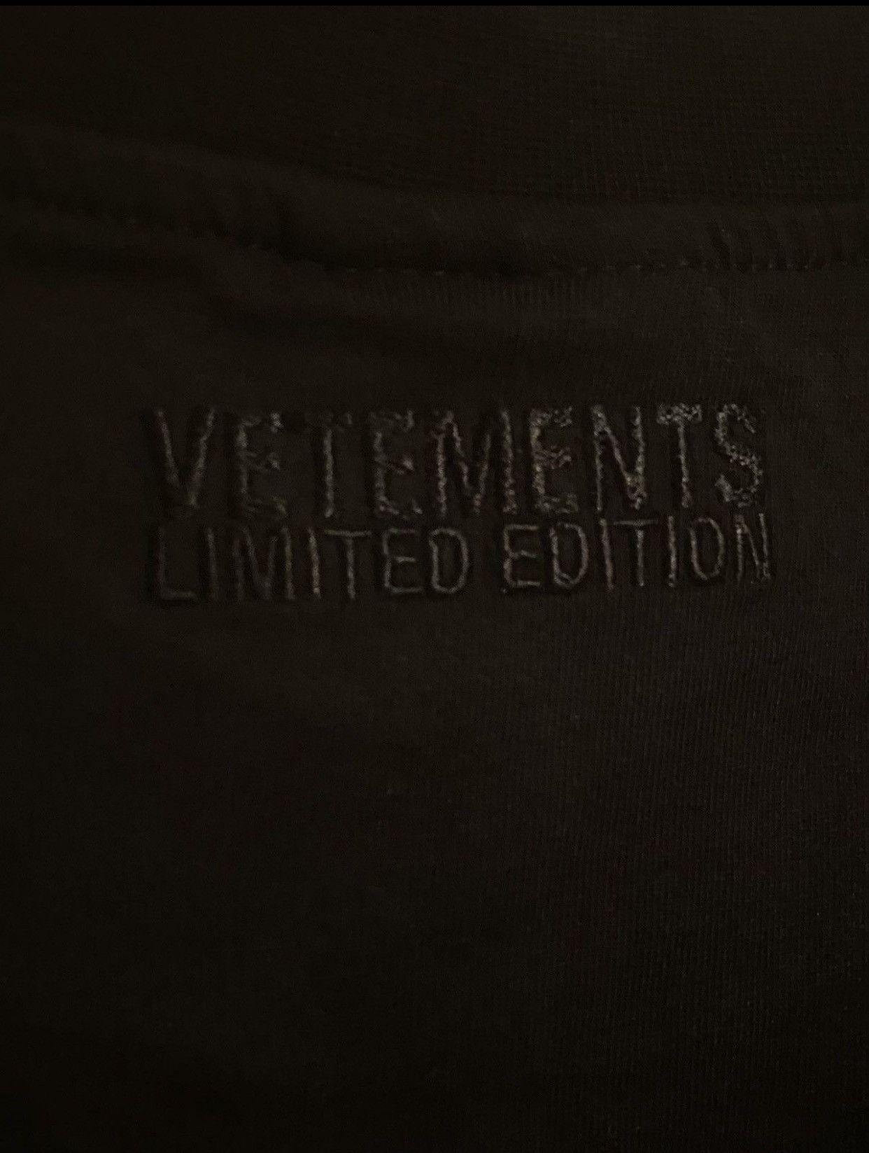 Vetements Vetements 5G Shirt Size US L / EU 52-54 / 3 - 5 Thumbnail