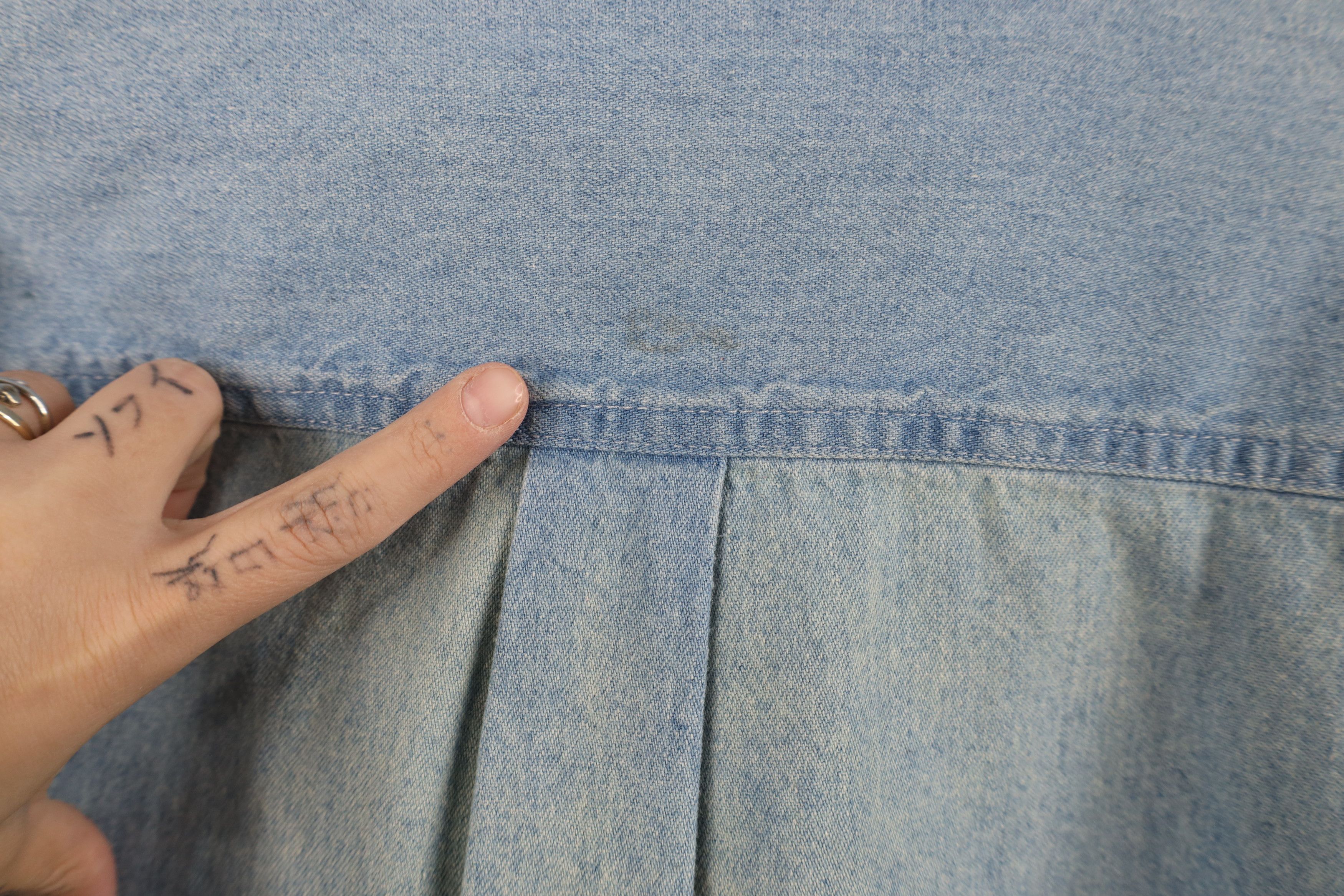 Vintage Vintage 90s Planet Hollywood Vegas Denim Button Down Shirt Size US XL / EU 56 / 4 - 11 Thumbnail